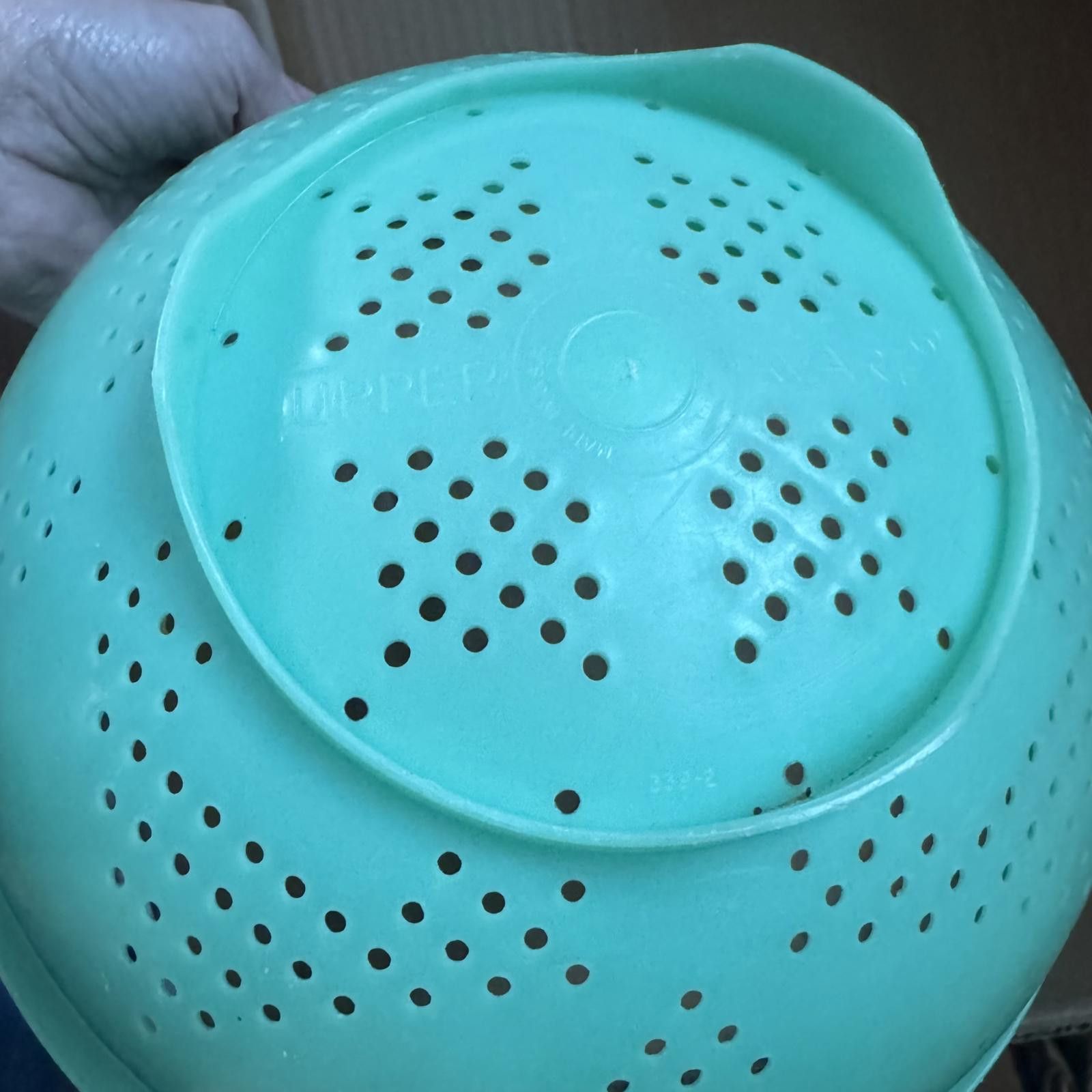 Other Vintage Tupperware Green Plastic Colander Strainer Size ONE SIZE - 3 Thumbnail