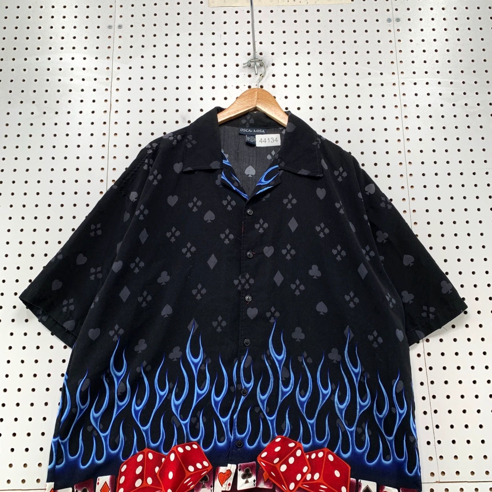 Vintage OSCAR MISA Button Shirt Mens 2XL Black Short Sleeve 100% Polyester Vintage Dice Flame Shirt Mens Button-Up Size US XXL / EU 58 / 5 - 2 Thumbnail