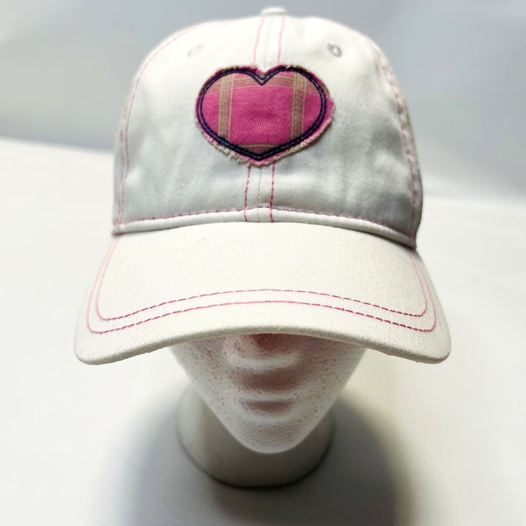Vintage VINTAGE Kate Landry Hat White Pink Heart Adjustable Strap Baseball Cap Womens One Size Beach Boating 90s 80s Y2K Heart Theme Size ONE SIZE - 2 Thumbnail