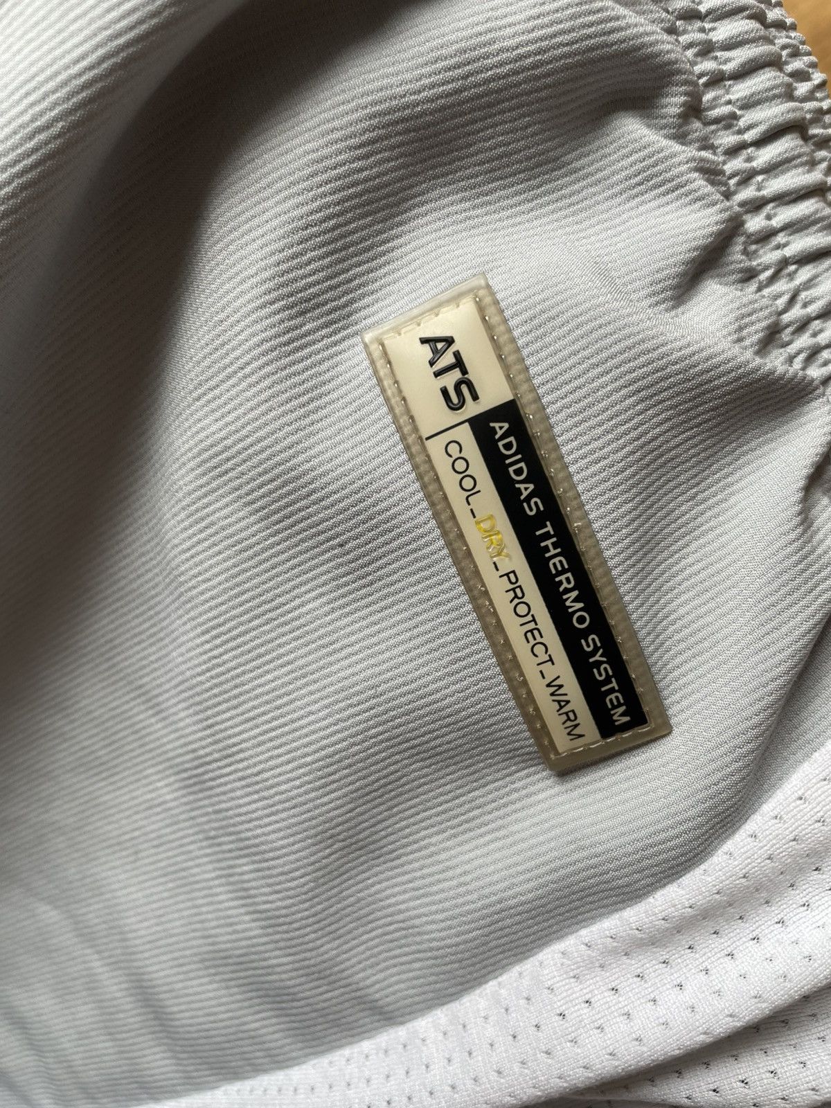 Adidas adidas vintage nylon pants Size US 34 / EU 50 - 6 Thumbnail