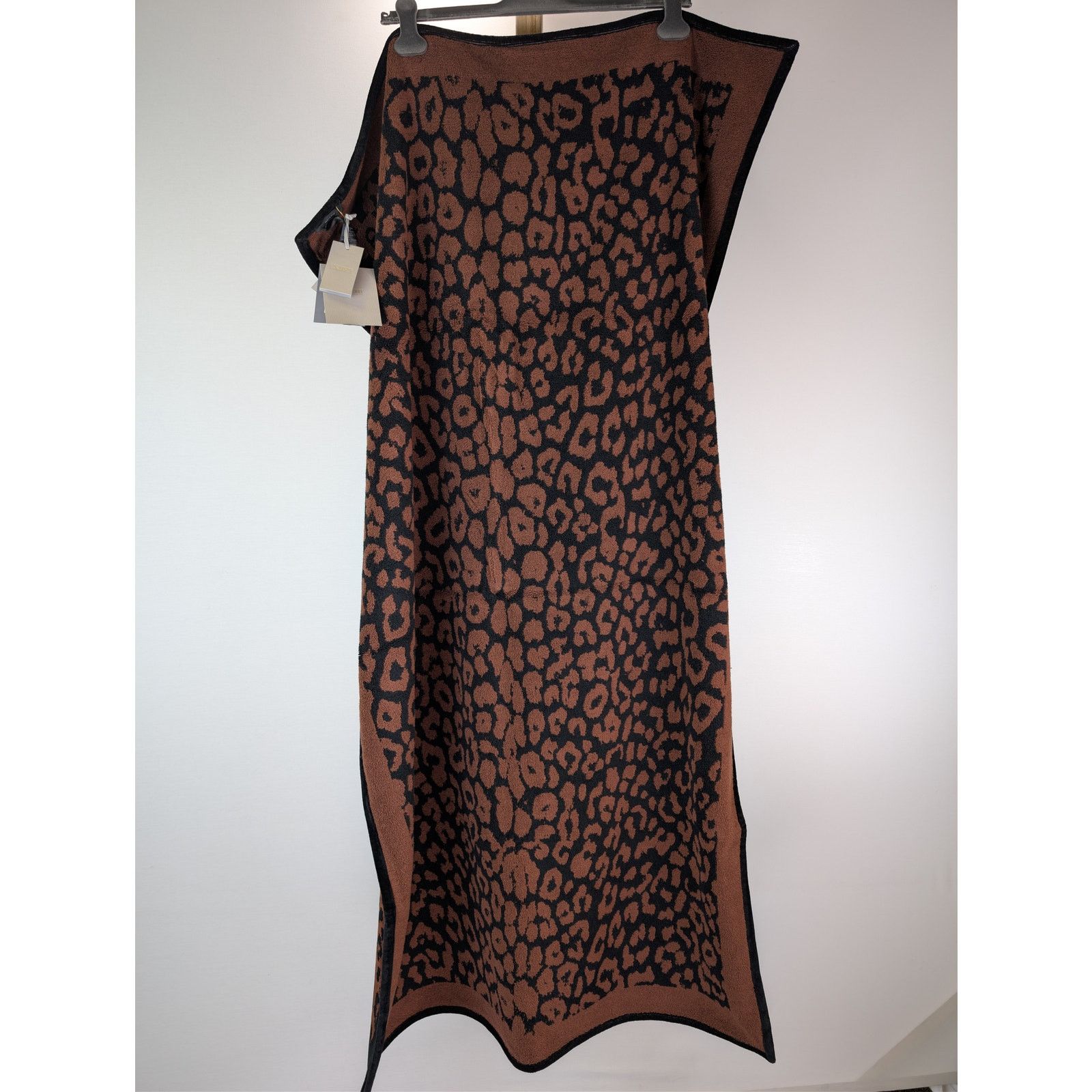 Tom Ford o1rshd1 Size: OS / Towel Towel In Leopard Brown Size ONE SIZE - 9 Thumbnail
