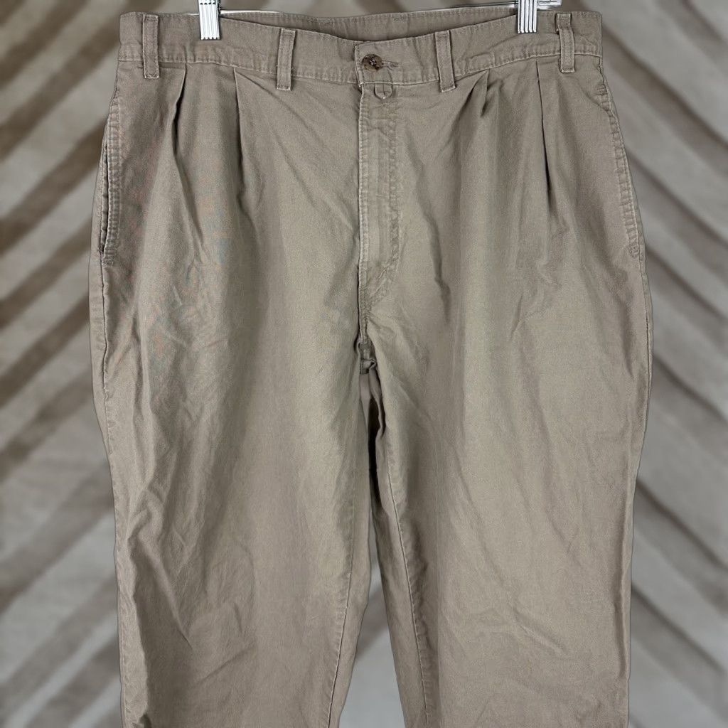 Levi's Vintage 90s LEVIS Khaki Pants 35x32 ACTUAL Relaxed Fit Double Pleat Chinos Army Size US 35 - 1 Thumbnail
