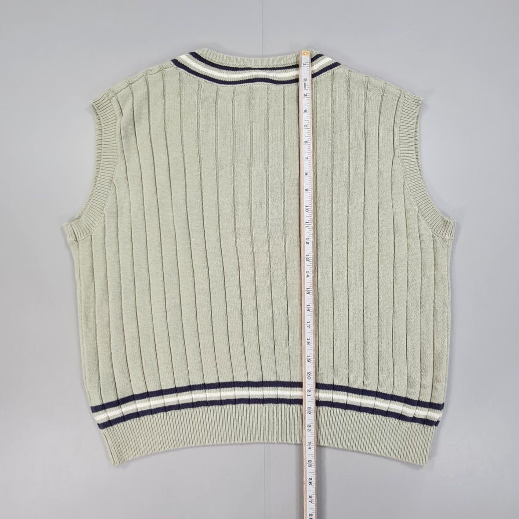 Urban Outfitters Urban Outfitters Jumper Green Medium Oversized Cable-Knit V-Neck Womens Pullover Knit Shirt Jacket? Size M / US 6-8 / IT 42-44 - 6 Thumbnail