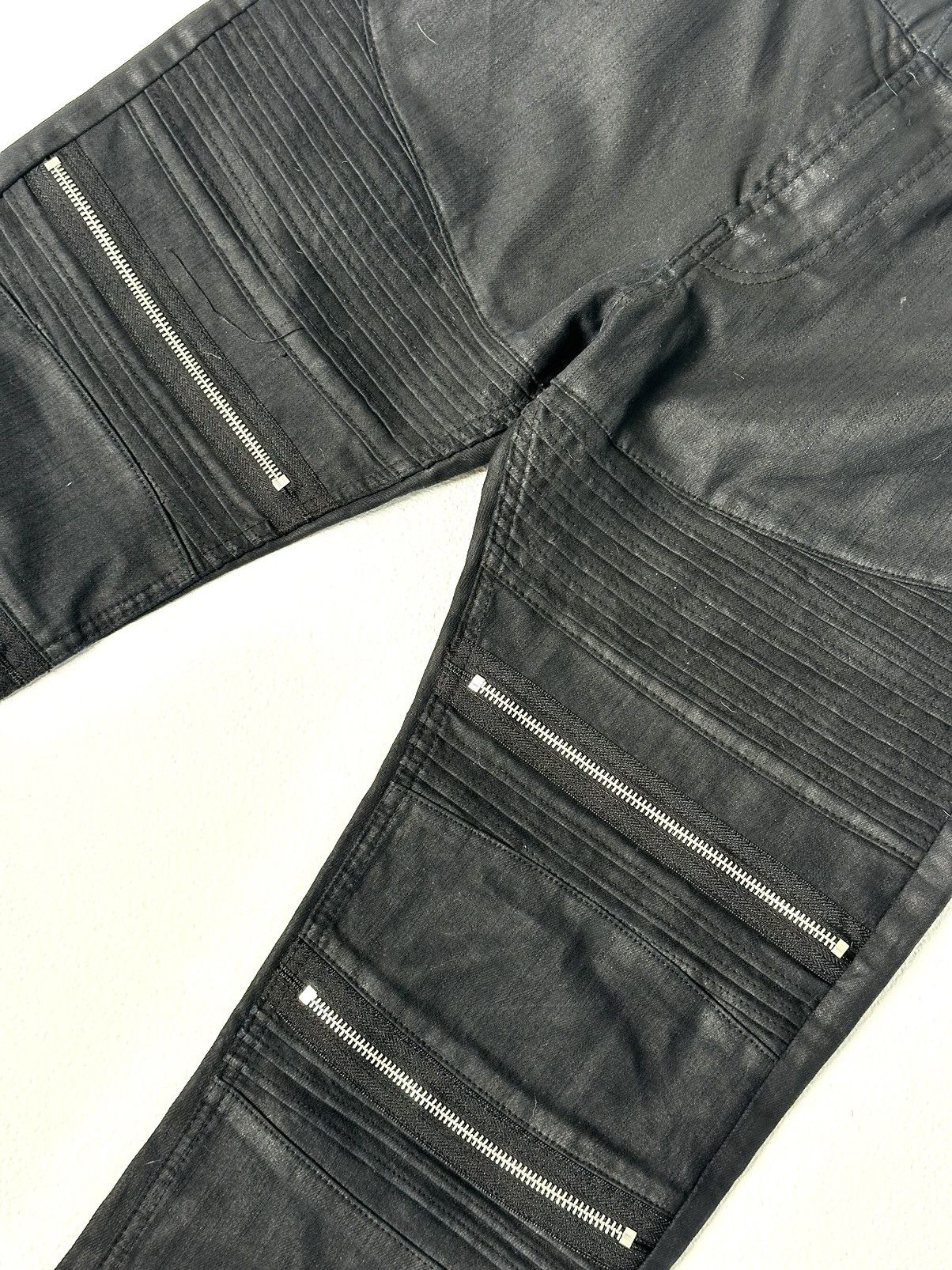 Other Divided by H&M black jeans Size US 32 / EU 48 - 1 Thumbnail