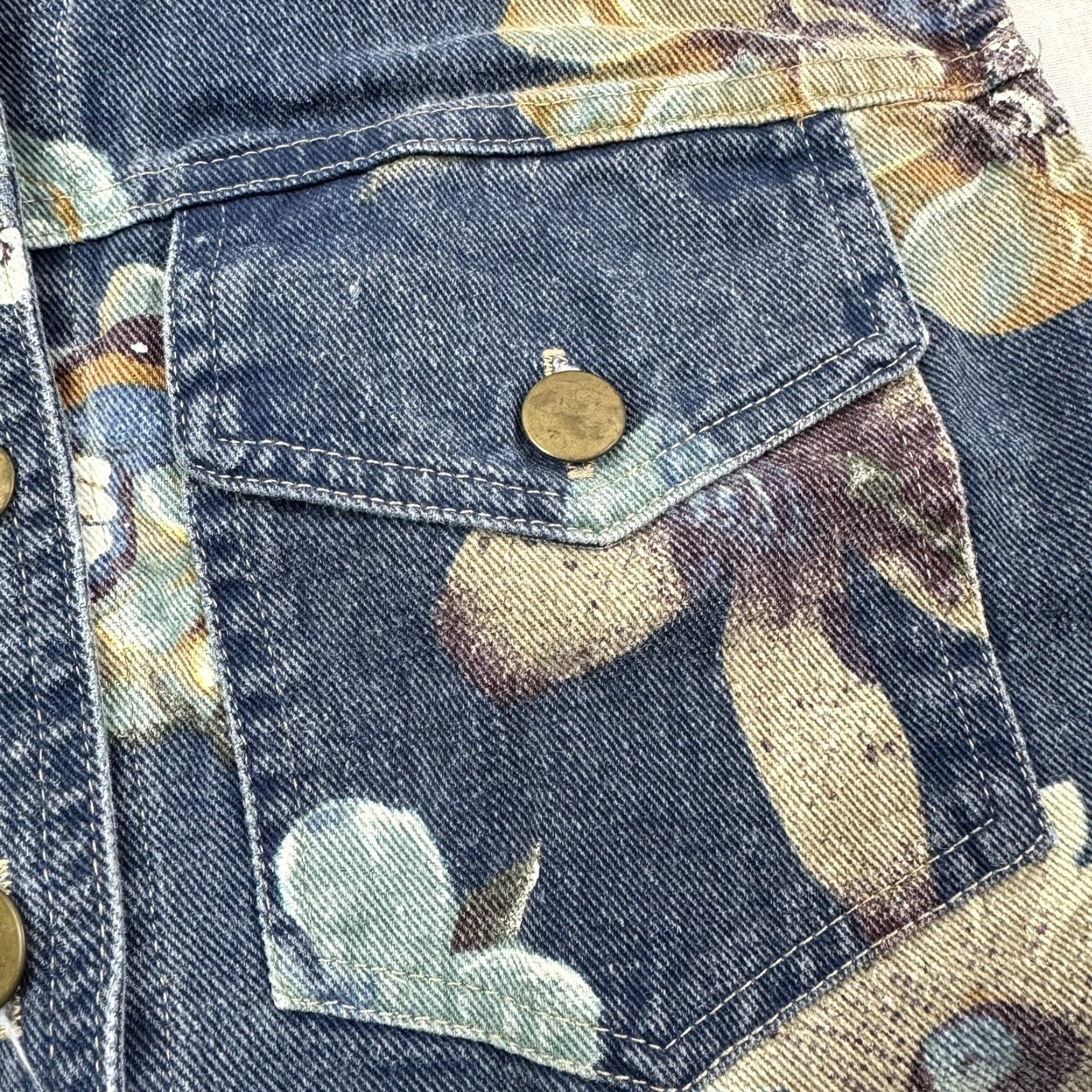 Vintage VINTAGE Venice Blues Denim Vest Womens M Floral 80s Bohemian Casual Denim Vest Womens M Blue Floral 80s Bohemian Mens? Size M / US 6-8 / IT 42-44 - 2 Thumbnail