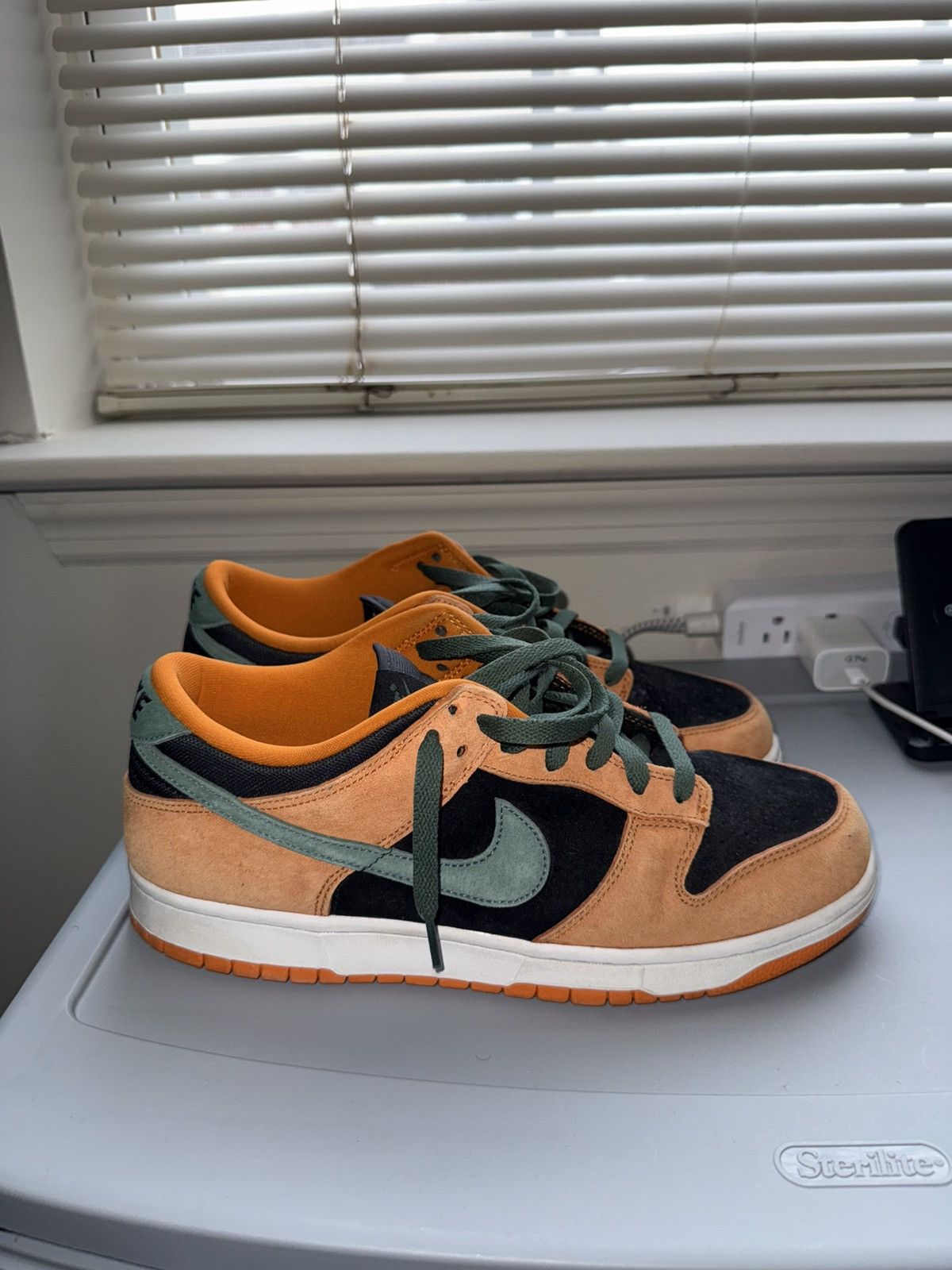 Nike Nike Dunk Low SP Retro Ceramic Size US 10.5 / EU 43-44 - 1 Thumbnail