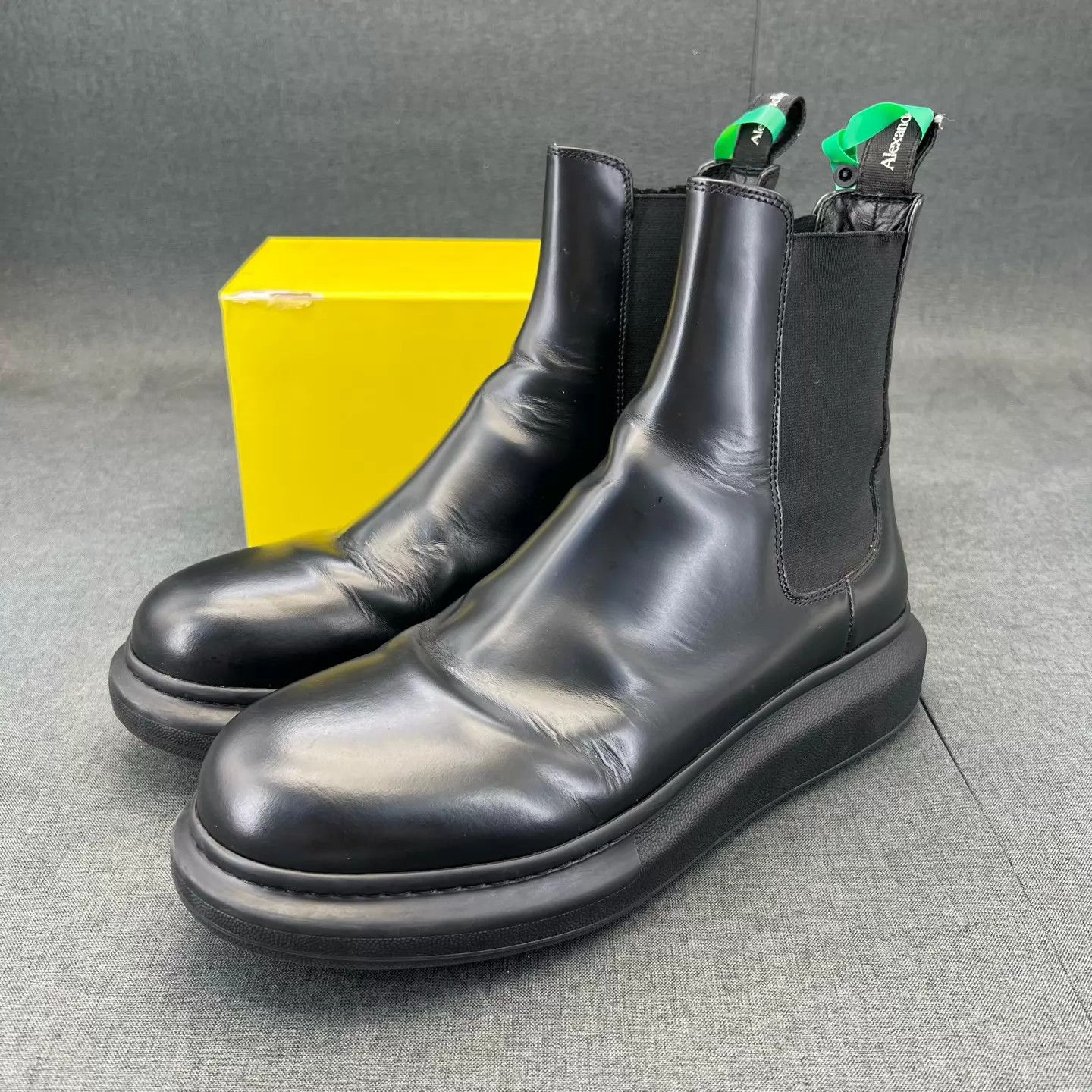 Alexander McQueen Alexander McQueen Chelsea Boots Black 44 with Box Size US 11 / EU 44 - 1 Thumbnail