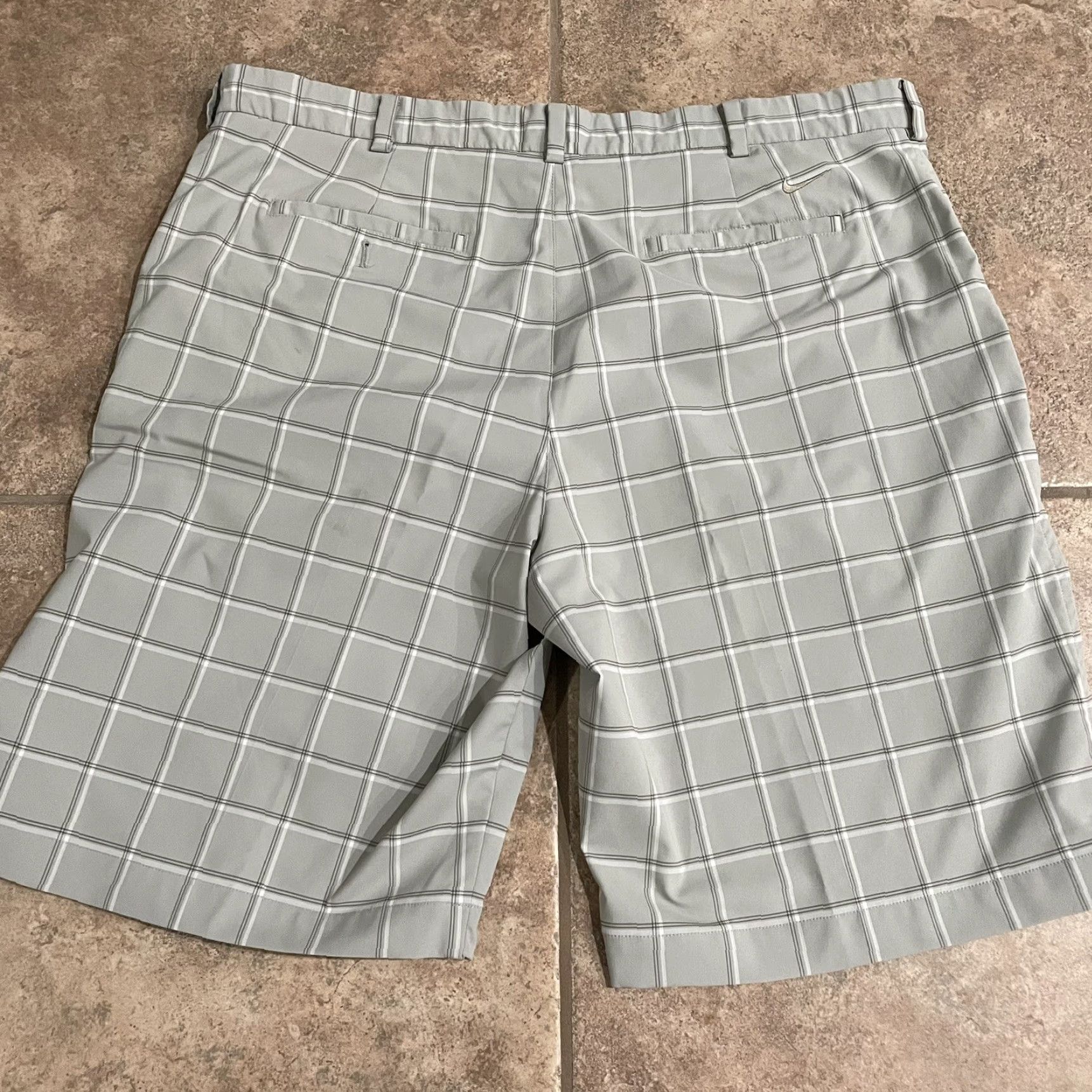 Nike NikeGolf gray plaid shorts Mens Size 40 Size US 40 / EU 56 - 5 Thumbnail
