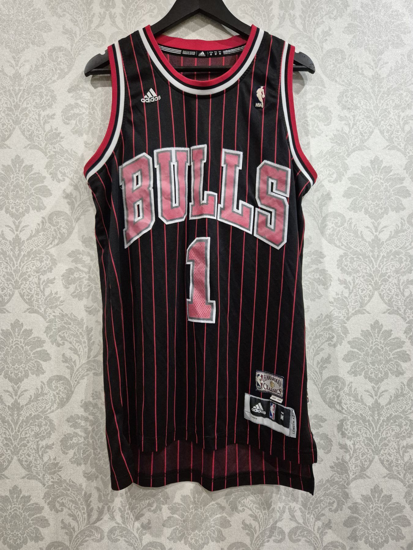 Adidas ADIDAS HARDWOOD CLASSIC 1995-96. CHICAGO BULLS ROSE Size US M / EU 48-50 / 2 - 1 Thumbnail