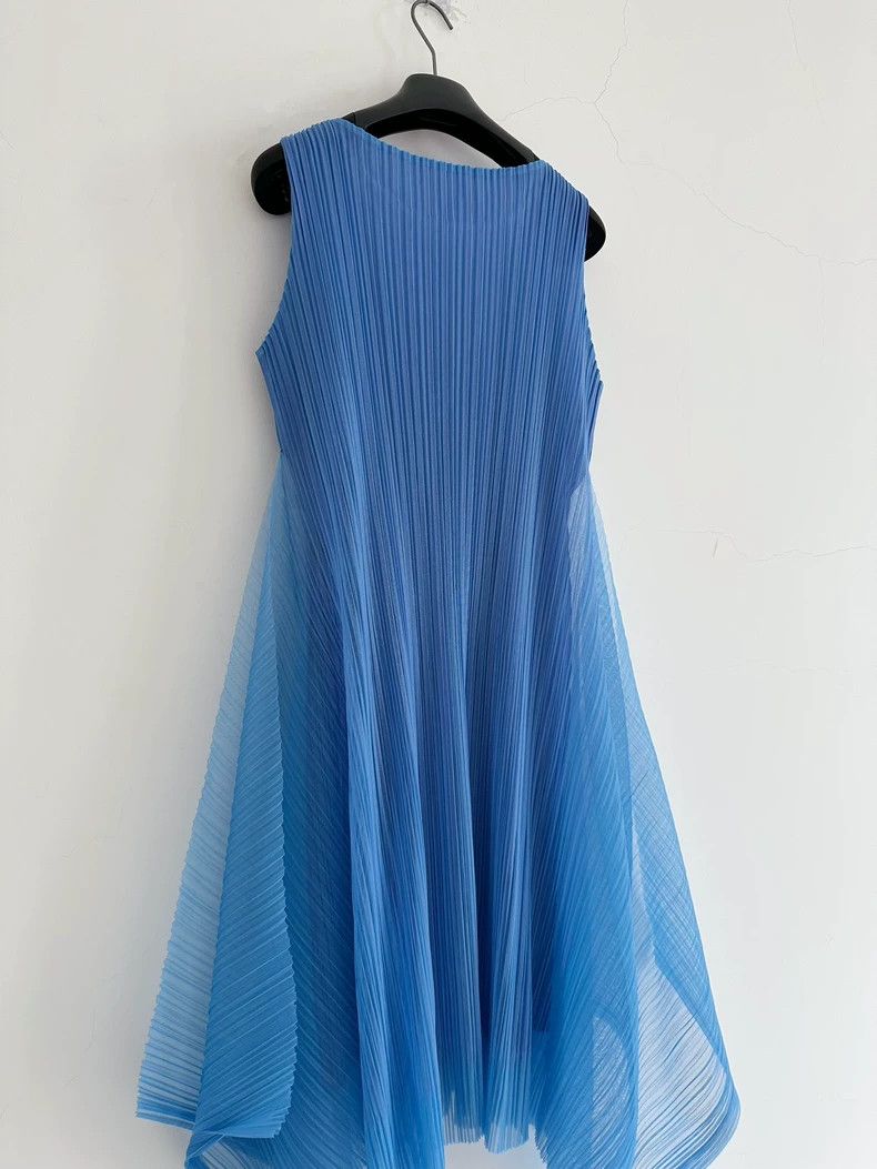 Issey Miyake Issey Miyake Blue pleated dress Size M / US 6-8 / IT 42-44 - 6 Thumbnail