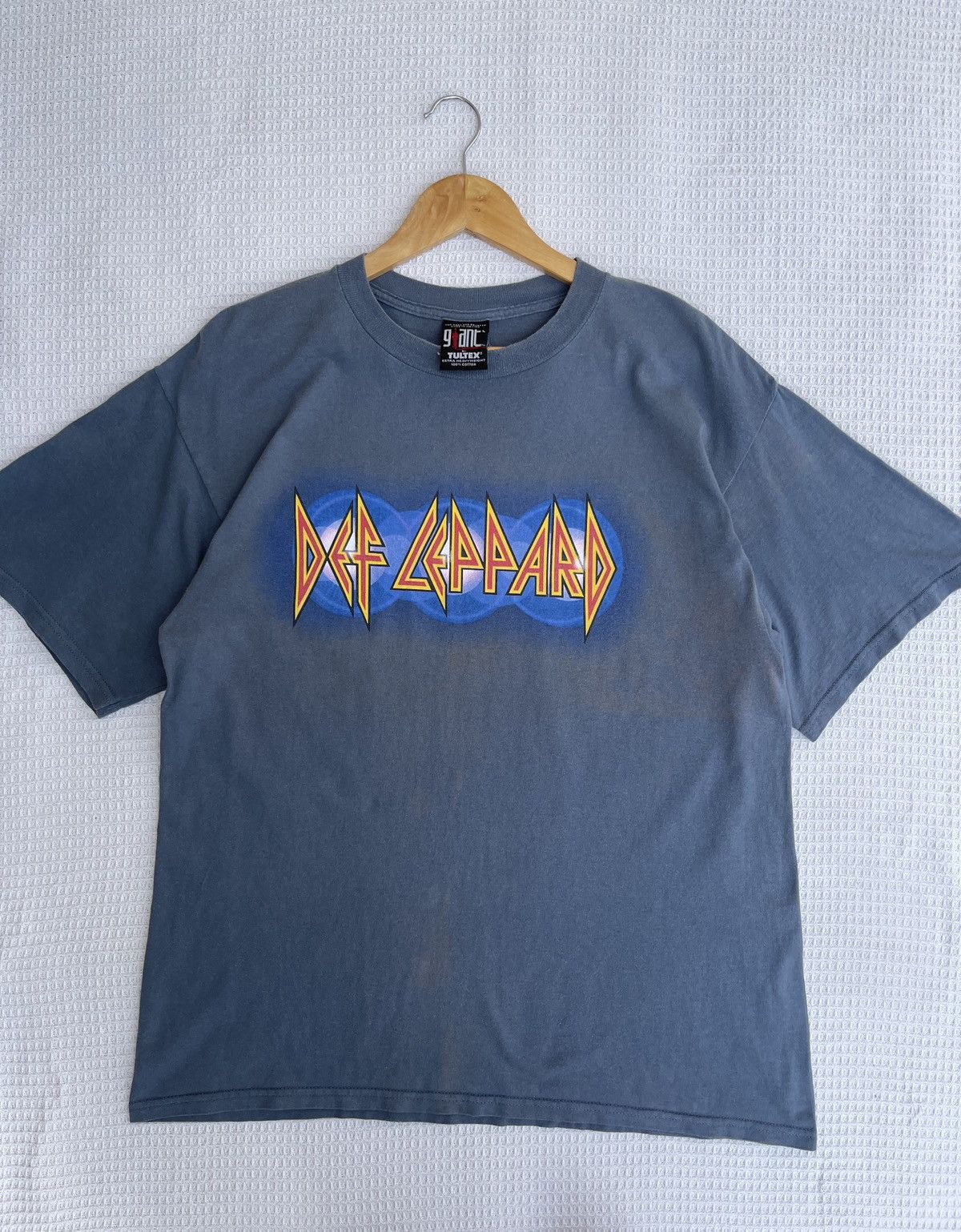 Band Tees Last Drop🔥Rare🔥Vintage 90s DEF LEPPARD Euphoria Giant Tee Size US L / EU 52-54 / 3 - 10 Thumbnail