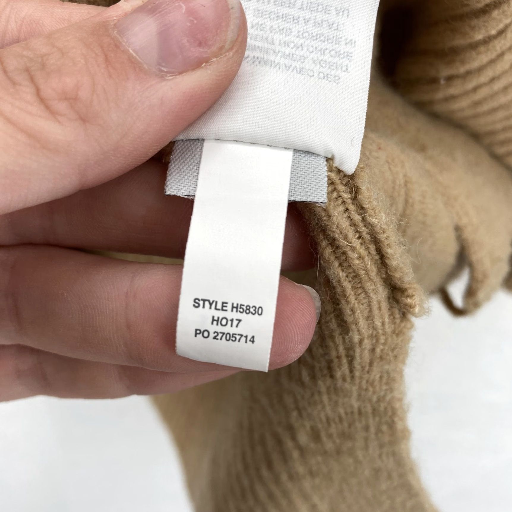 J.Crew J.CREW Sweater Womens Small Tan Wool Blend Alpaca V-Neck Pullover Pocket Cozy Knit Shirt (Casual, Workwear) Size S / US 4 / IT 40 - 7 Thumbnail