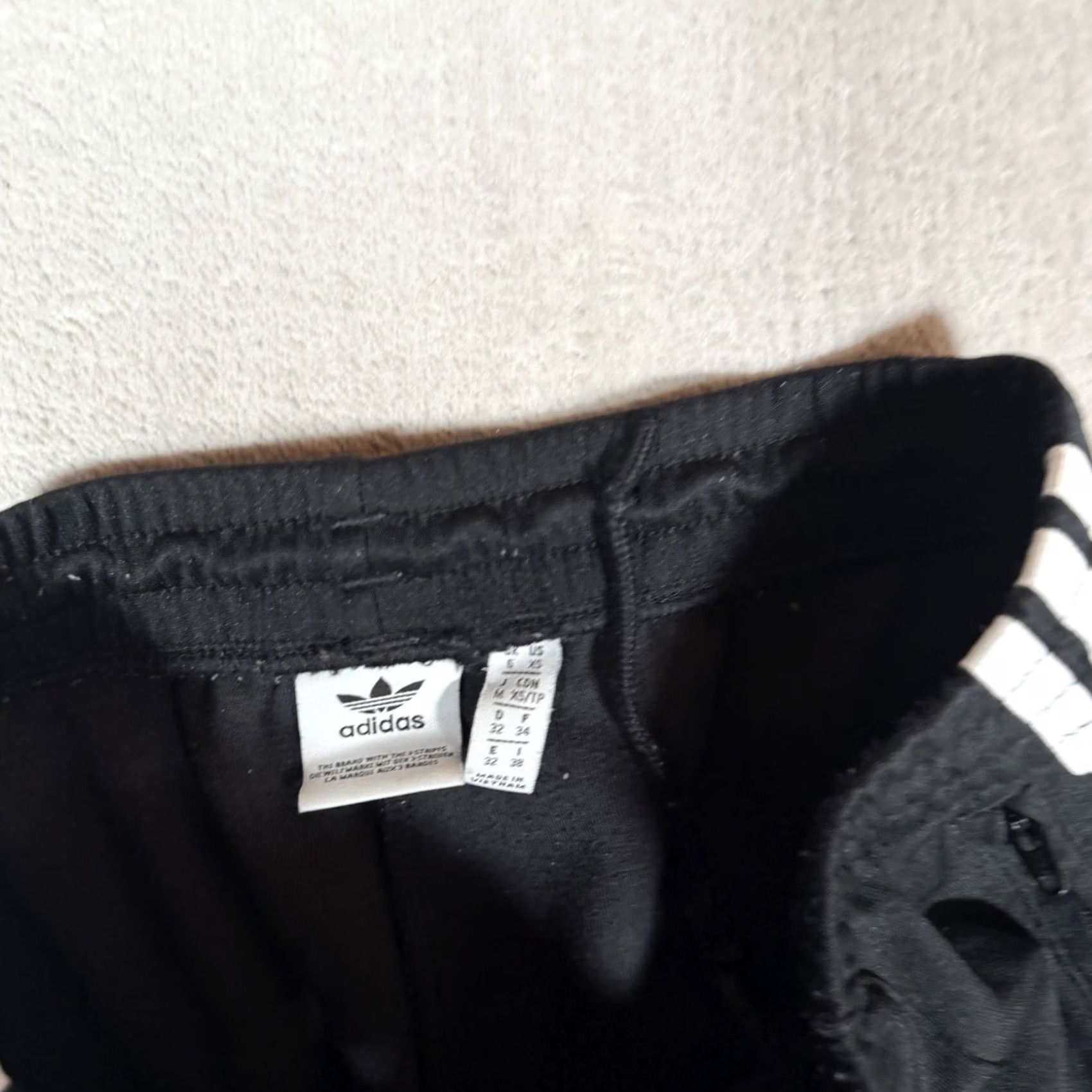 Adidas Adidas Womens Extra Small Black Track Pants Striped Ankle Zip Size 26" / US 2 / IT 38 - 4 Thumbnail