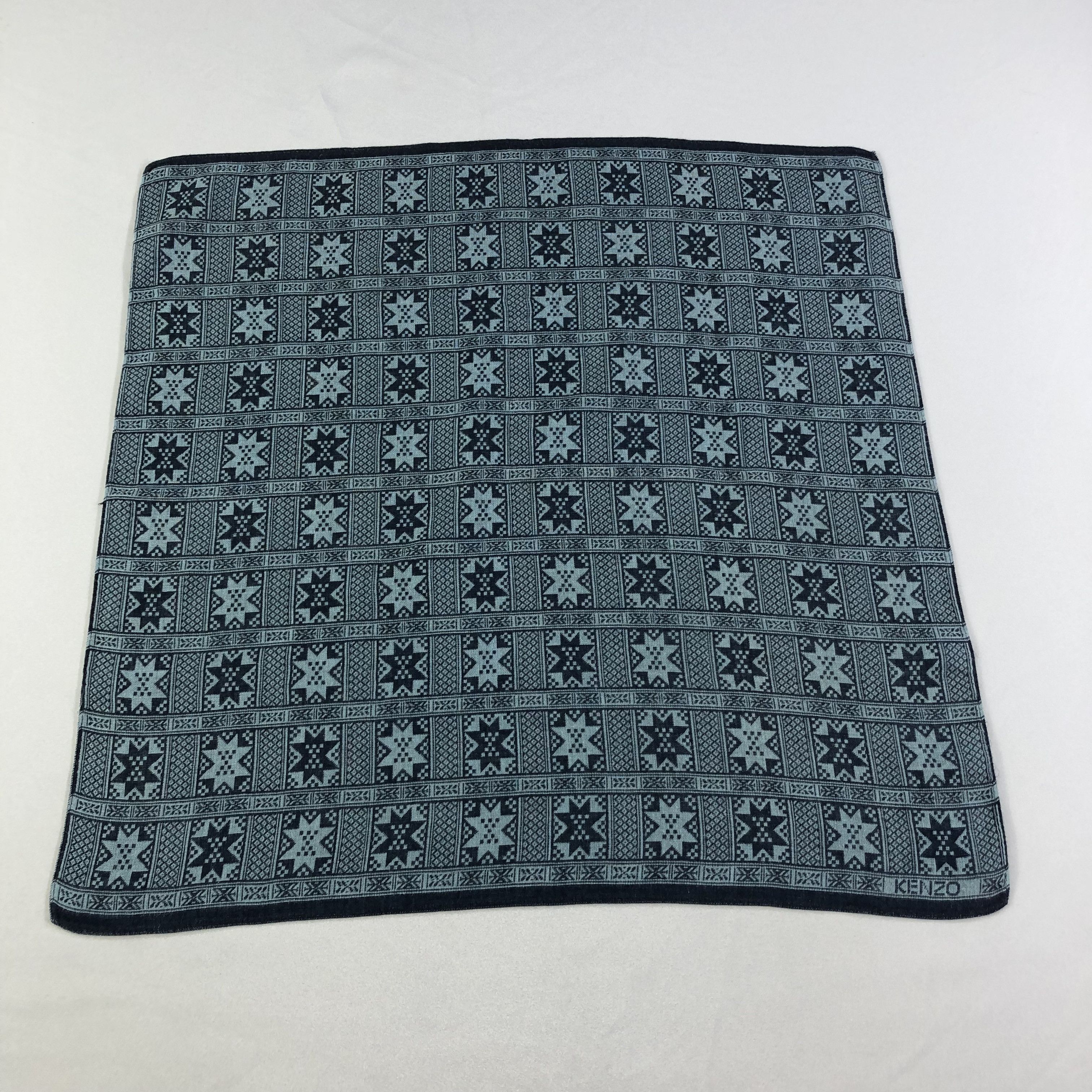 Kenzo × Vintage Kenzo Native Design Handkerchief Neckerchief Bandana H2003 Size ONE SIZE - 1 Thumbnail