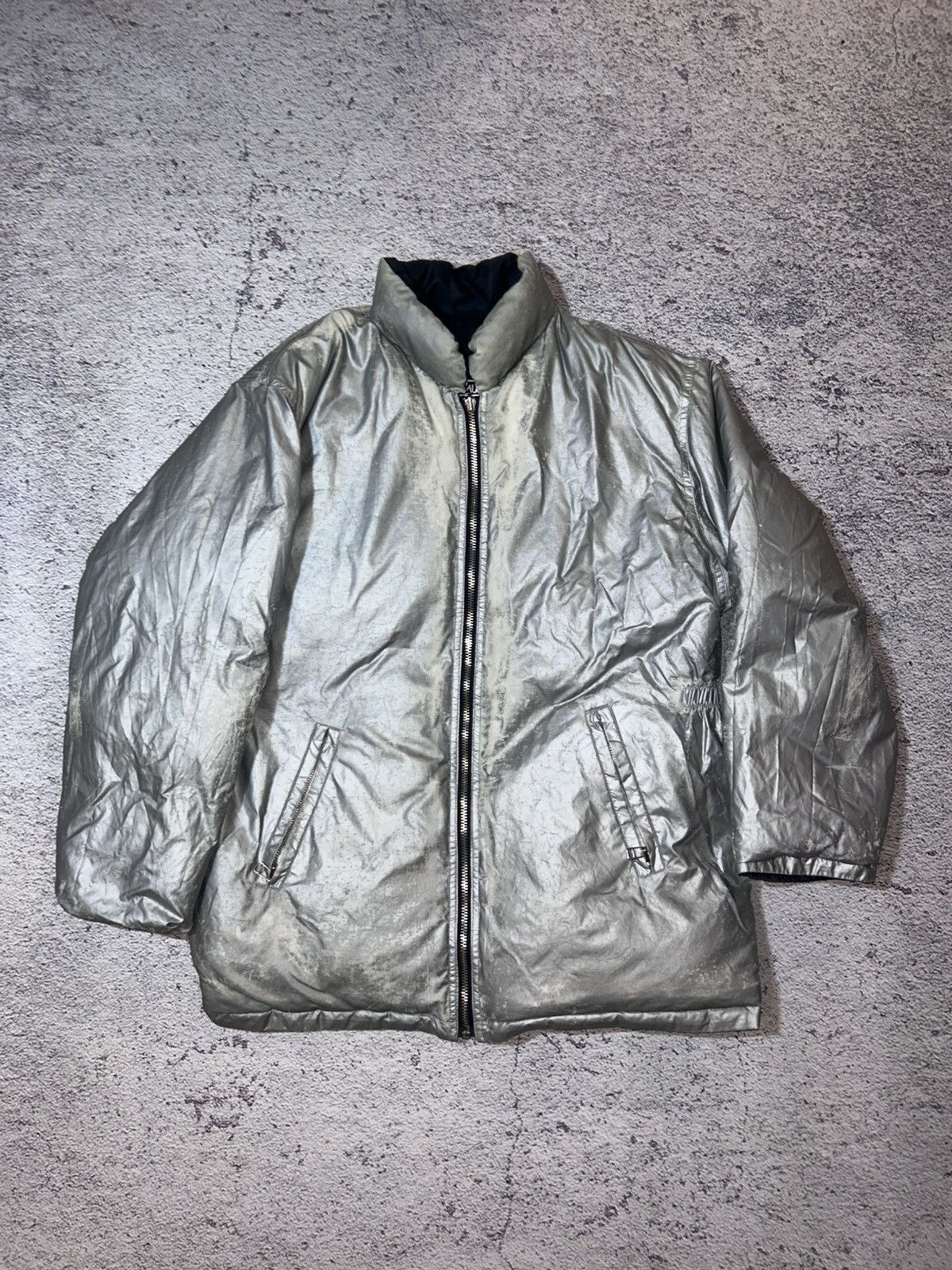 Yves Saint Laurent Yves Saint Laurent Vintage Down Puffer Jacket Black Size US S / EU 44-46 / 1 - 13 Thumbnail