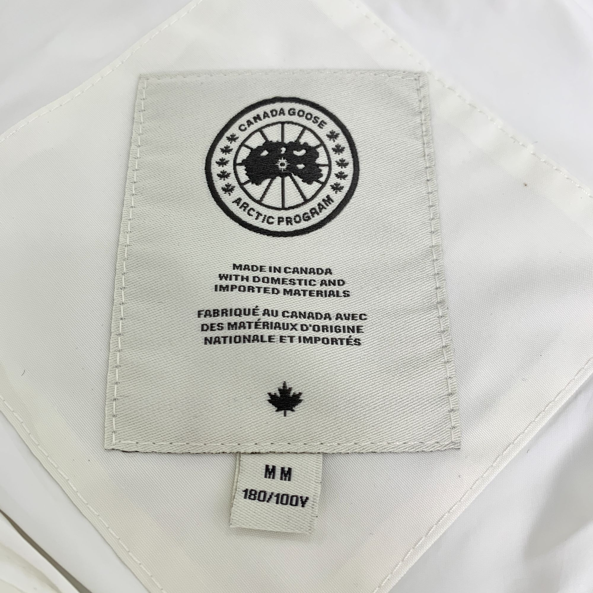Canada Goose Canada Goose White Hooded Down Jacket (Size M) Size M / US 6-8 / IT 42-44 - 5 Thumbnail