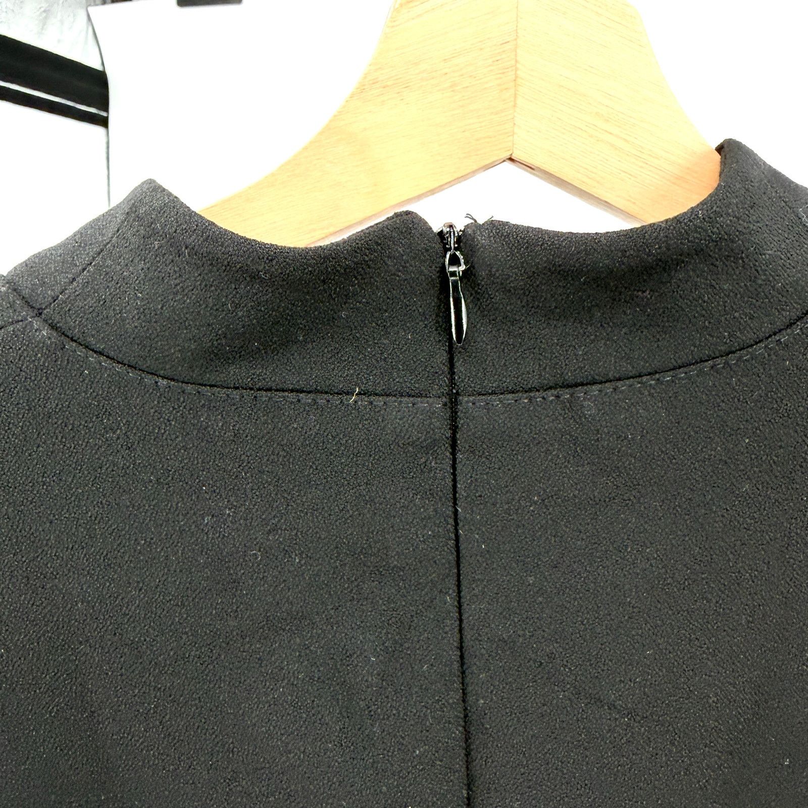 Karen Millen Black Structured Bodice Pockets Tapered Leg Jumpsuit Size 30" / US 8 / IT 44 - 6 Thumbnail