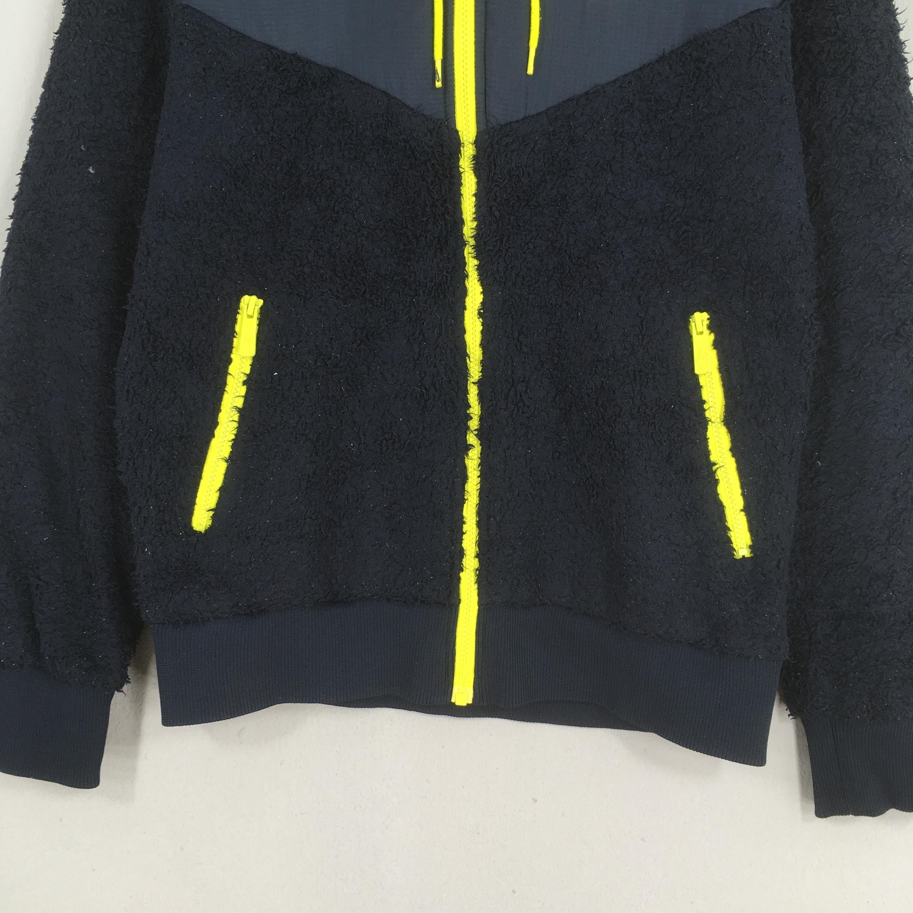 Nike ACG Vintage 90s Nike Acg Fleece Polartec Hoodie Sweatshirt Large Size US L / EU 52-54 / 3 - 3 Thumbnail