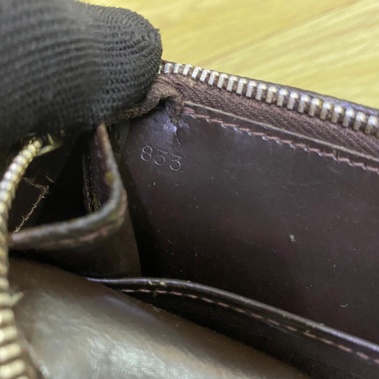 Louis Vuitton LV Monogram Clutch Vintage 1983 – ECLAIR Zip – France Size ONE SIZE - 17 Thumbnail