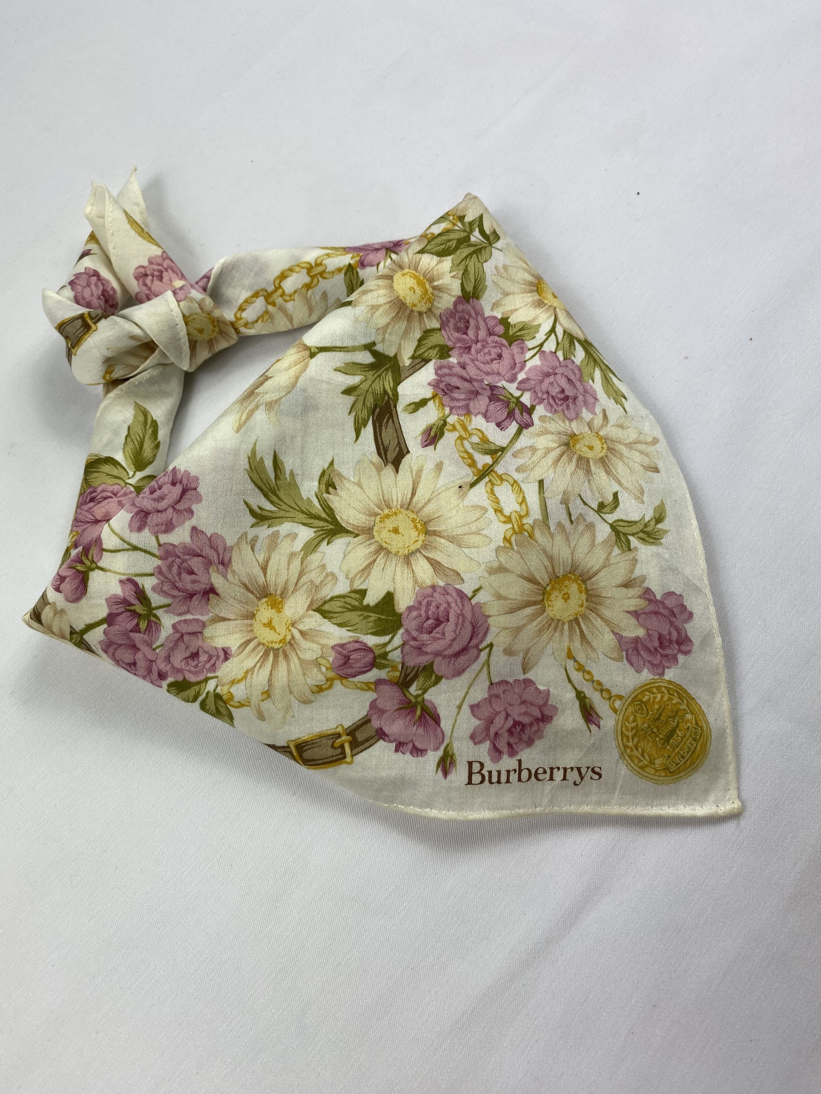 Burberry Burberry Handkerchief / Bandana / Neckerchief Size ONE SIZE - 1 Thumbnail