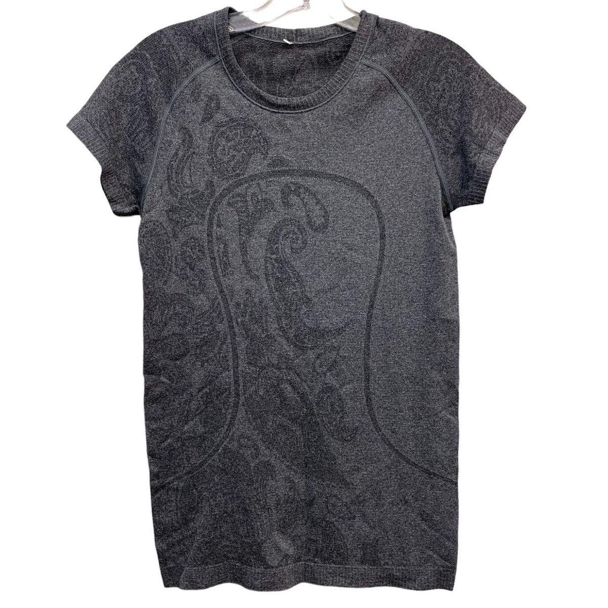 Lululemon Lululemon Run: Swiftly Tech Short Sleeve *Paisley Black SZ 8 Size M / US 6-8 / IT 42-44 - 2 Thumbnail