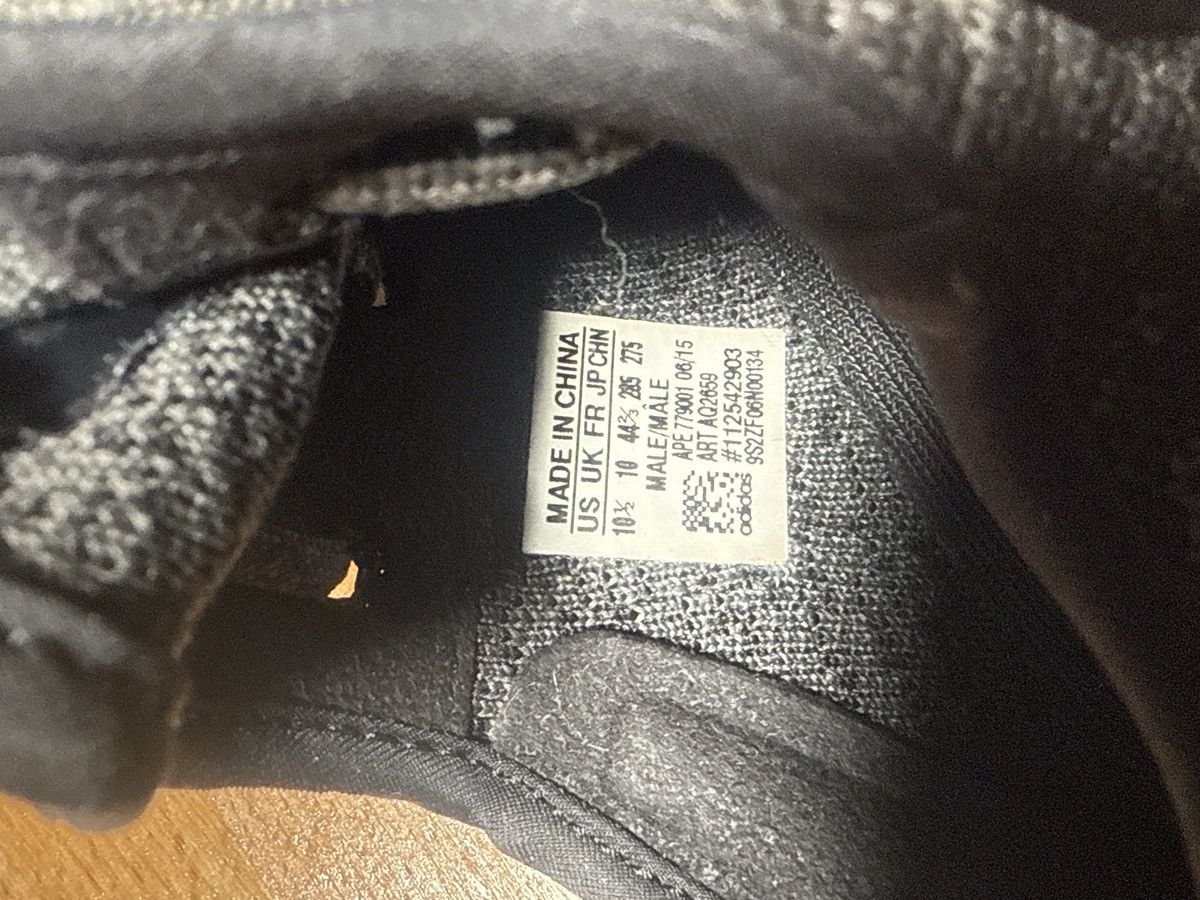 Yeezy Yeezy 350 Pirate Black 2015 Size US 10.5 / EU 43-44 - 7 Thumbnail