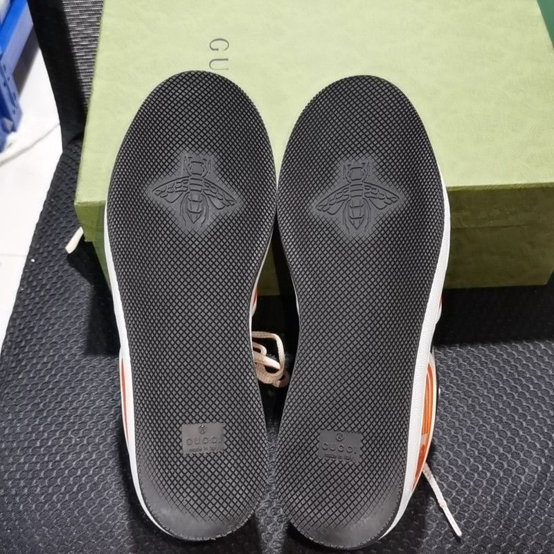 Gucci Gucci Vintage Leather Low-Top Sneakers for Men - Size US 8 / EU 41 - 4 Thumbnail
