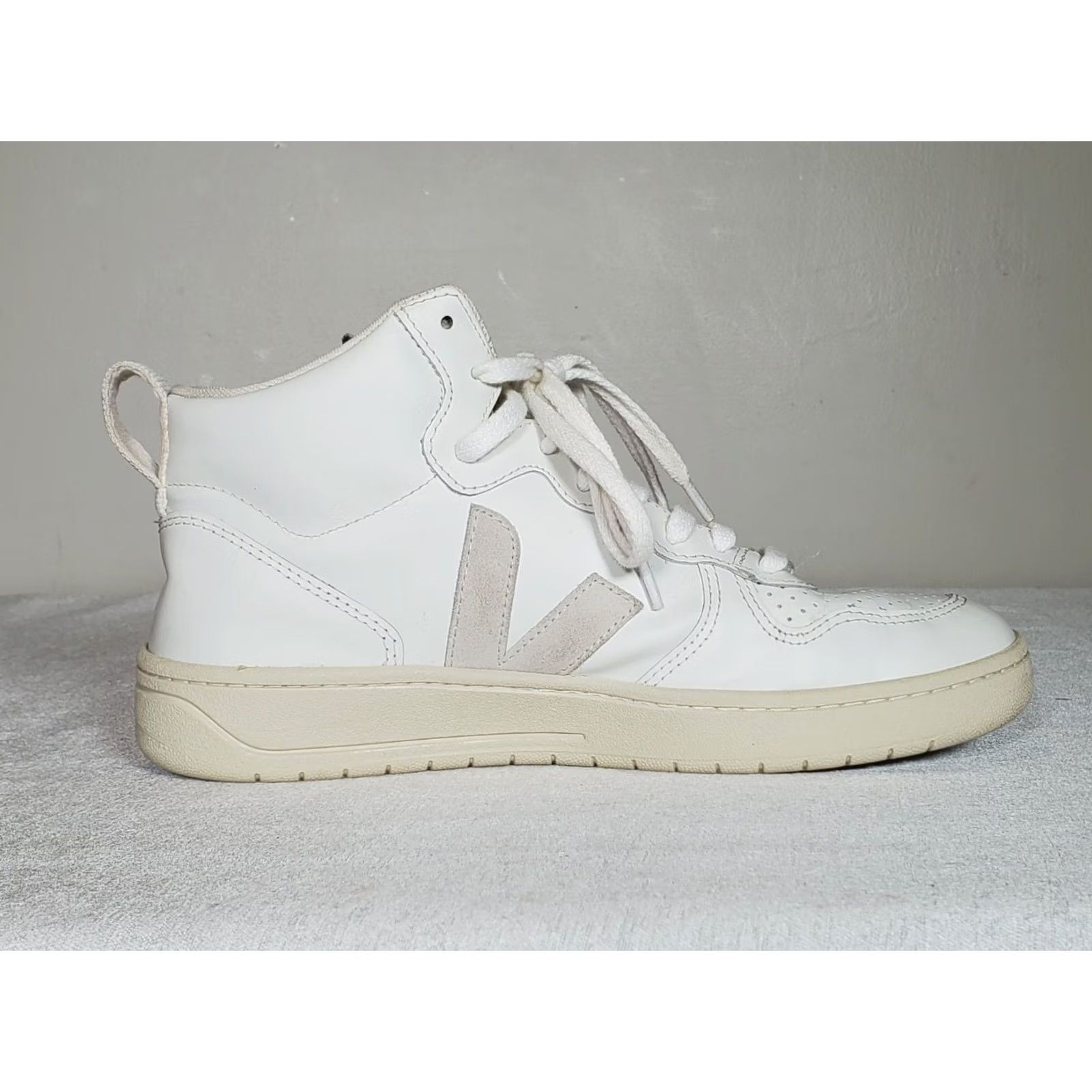 Veja VEJA V-15 High-Top Lace-Up Sneakers Triple White Leather Women's US 10 Shoes Size US 8 / IT 38 - 4 Thumbnail