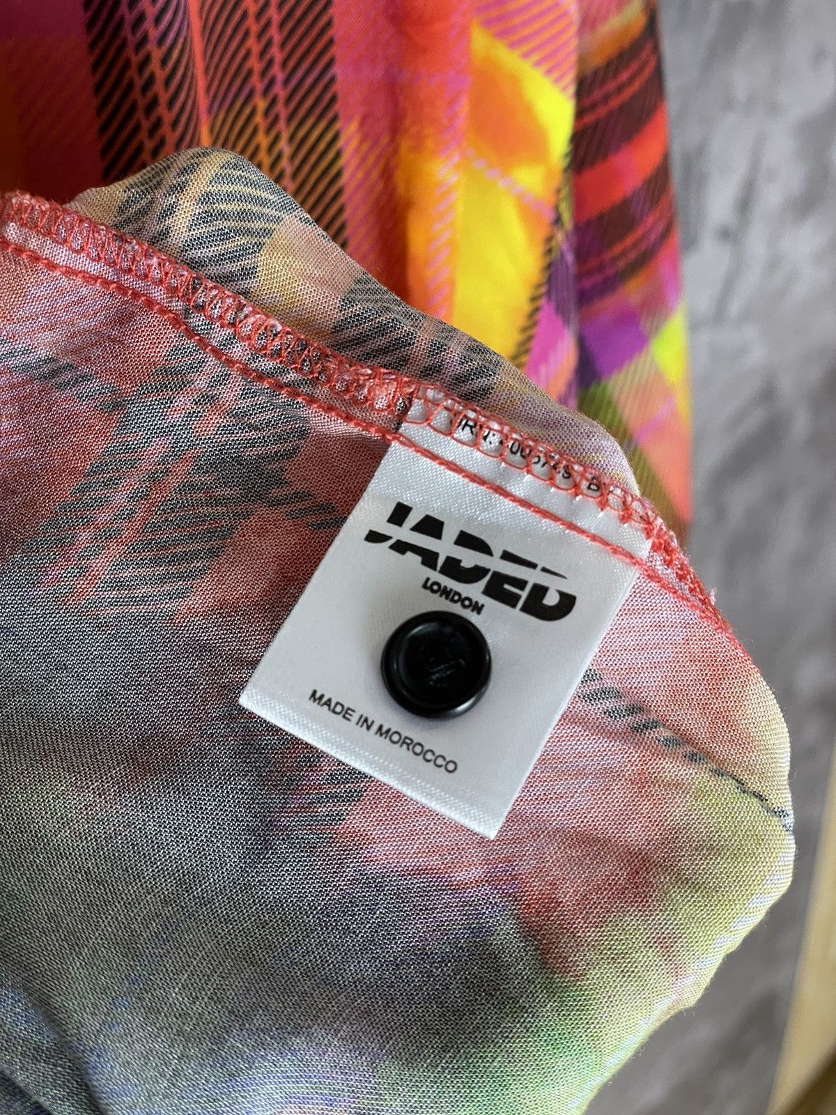 Jaded London × Japanese Brand × Vintage Vintage Jaded London Shirt Style Y2K Coloured Ed Hardy Size US M / EU 48-50 / 2 - 10 Thumbnail