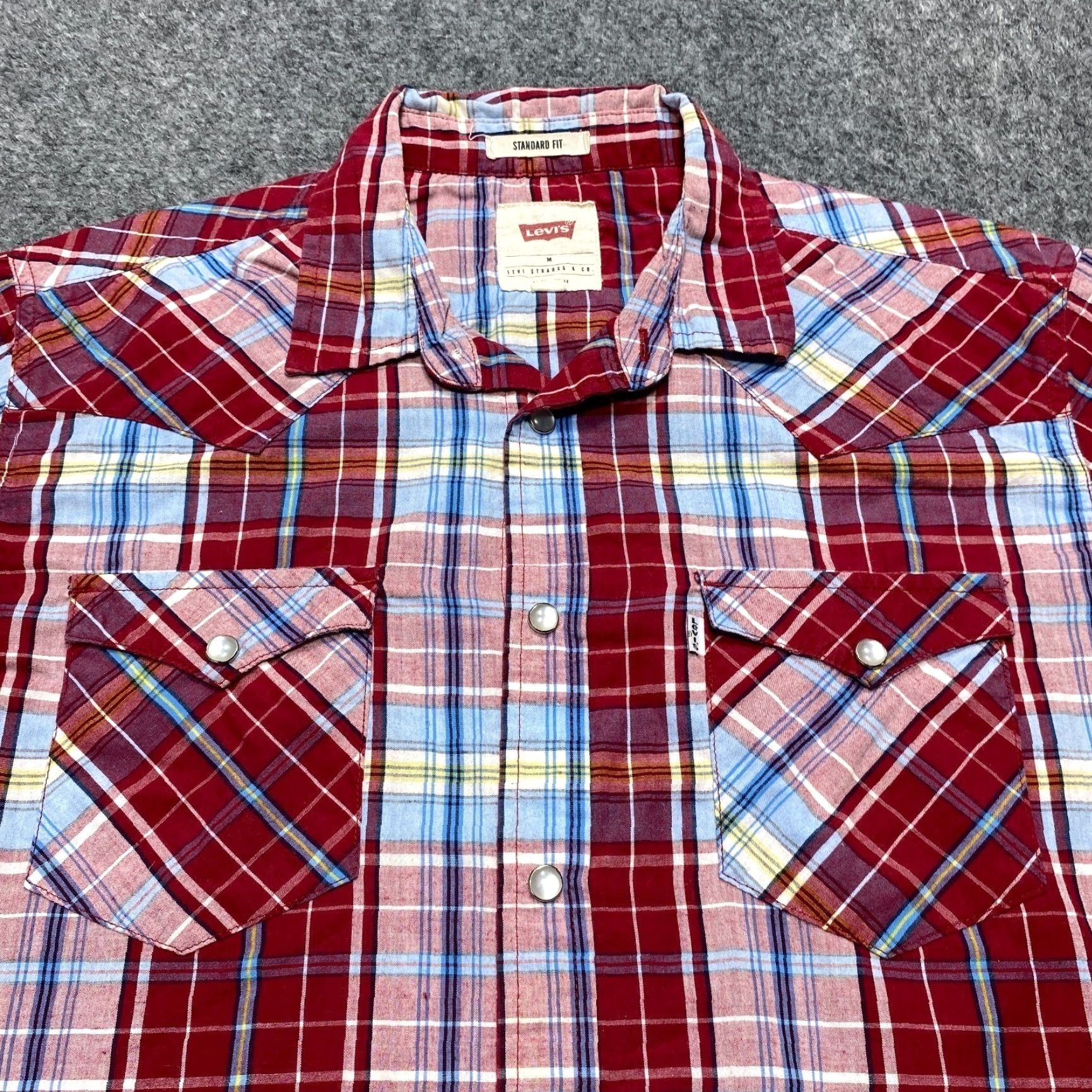 Levi's Levis Shirt Men M Red Plaid Pearl Snap Western Cowboy Flap Pocket Button-Up Short Sleeve Crew Neck Collared Size US M / EU 48-50 / 2 - 2 Thumbnail