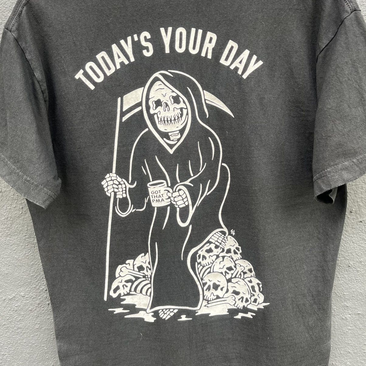 Girl Skateboards Thrashed Faded Lurking Glass By Sketchy Tank SkateBoard Tee Size US M / EU 48-50 / 2 - 2 Thumbnail