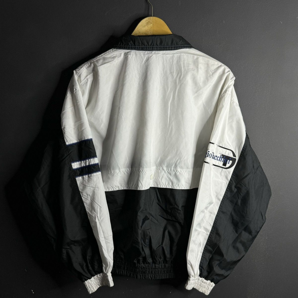 Sergio Tacchini Sergio Tacchini Vintage Windbreaker Jacket Size US M / EU 48-50 / 2 - 3 Thumbnail