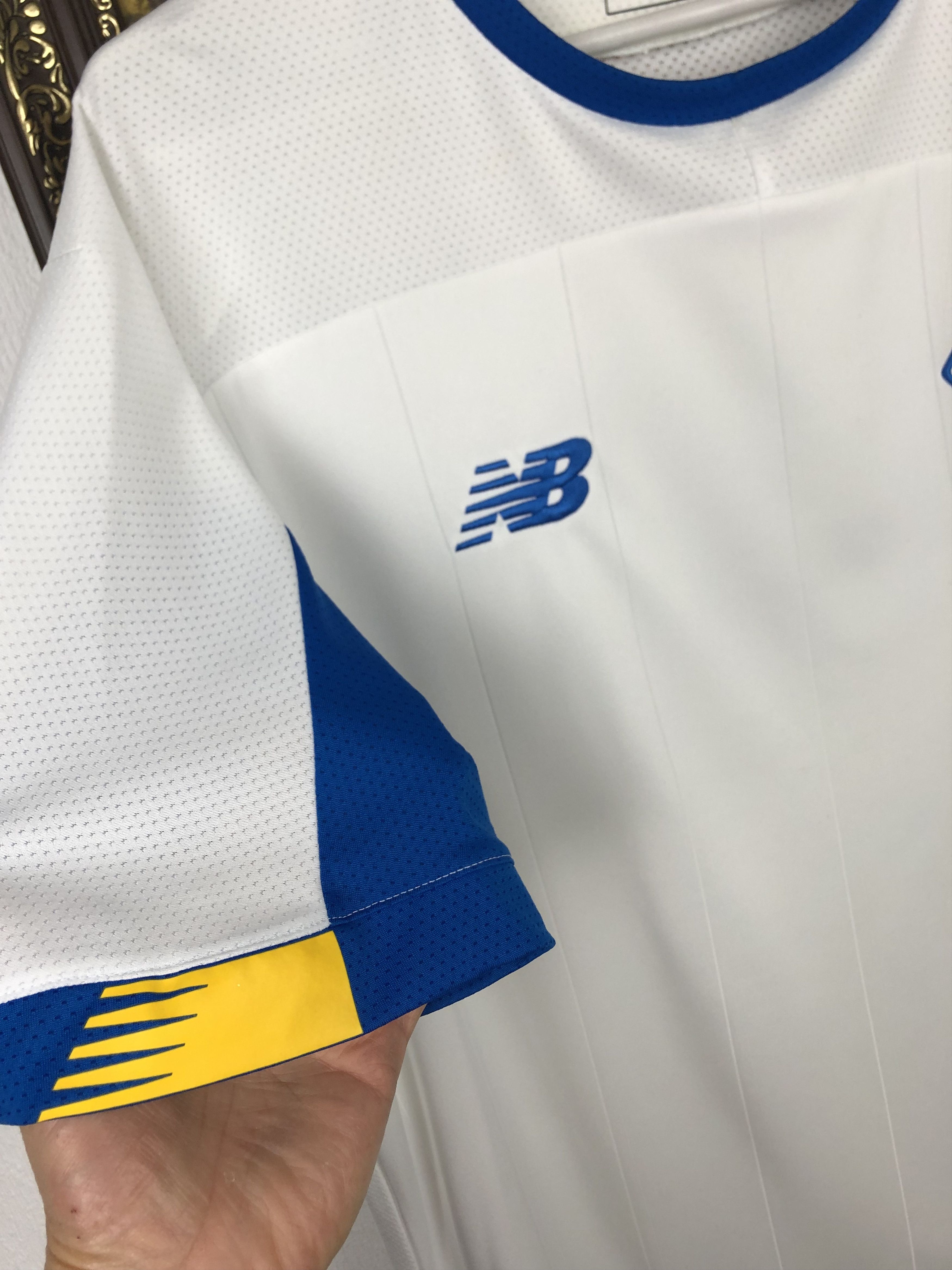 New Balance Dynamo Kiev football shirt Soccer Jersey Trikot Hype Tee Size US XL / EU 56 / 4 - 3 Thumbnail