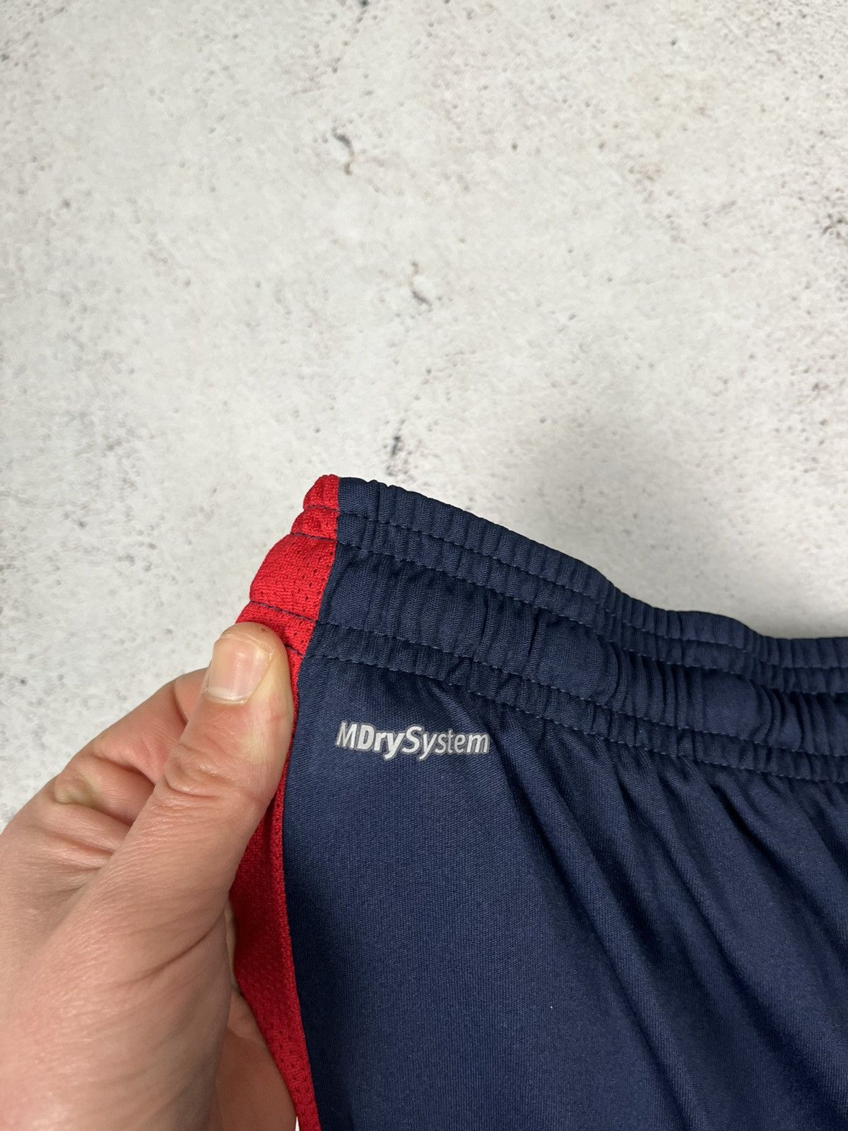 Macron MACRON READING FOOTBALL CLUB,2020/2021 FOOTBALL SHORTS,NEW Size US 36 / EU 52 - 4 Thumbnail