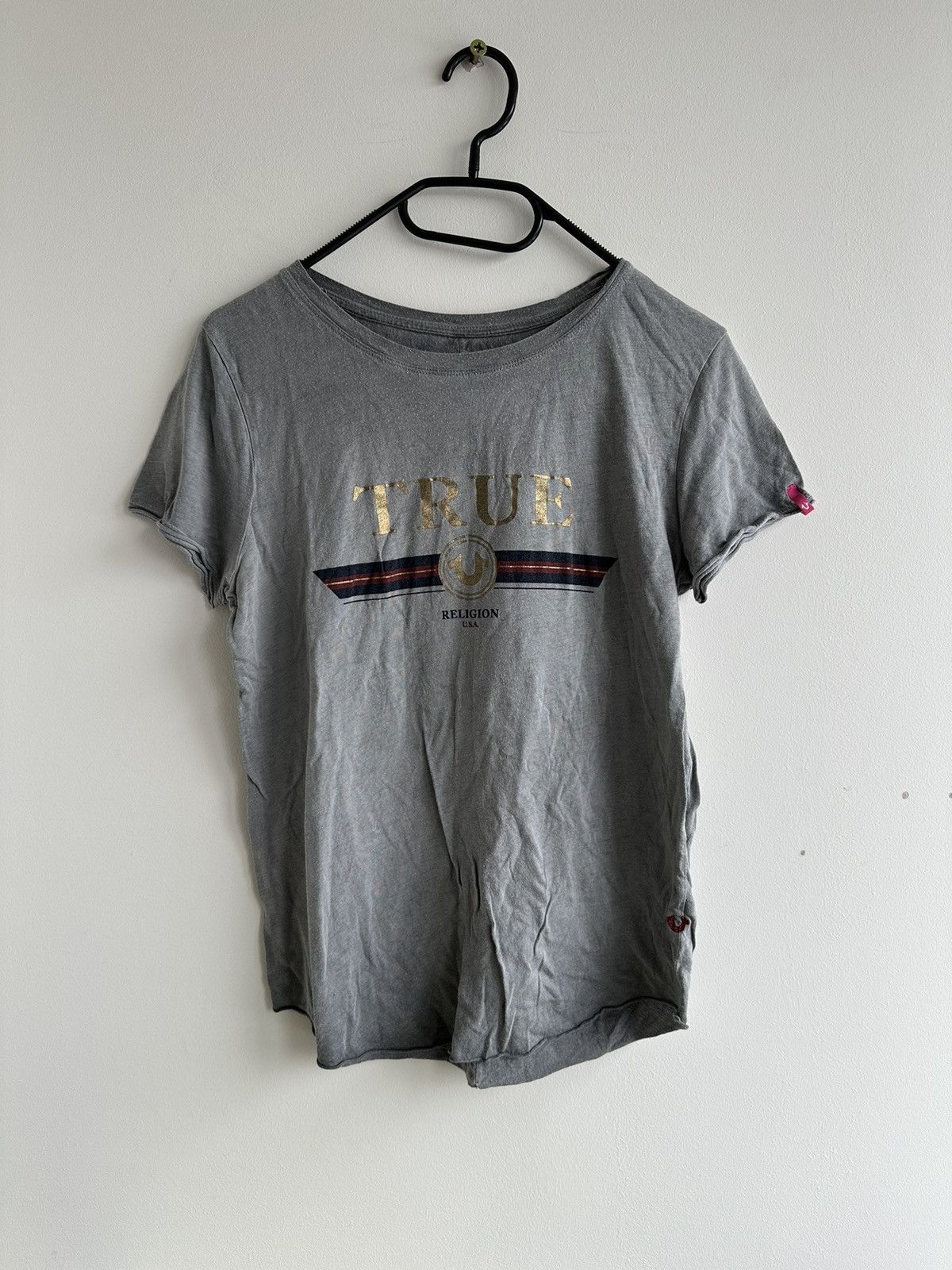 True Religion True Religion USA T Shirt Big Logo Y2k Rap Tees Japanese Size S / US 4 / IT 40 - 1 Thumbnail