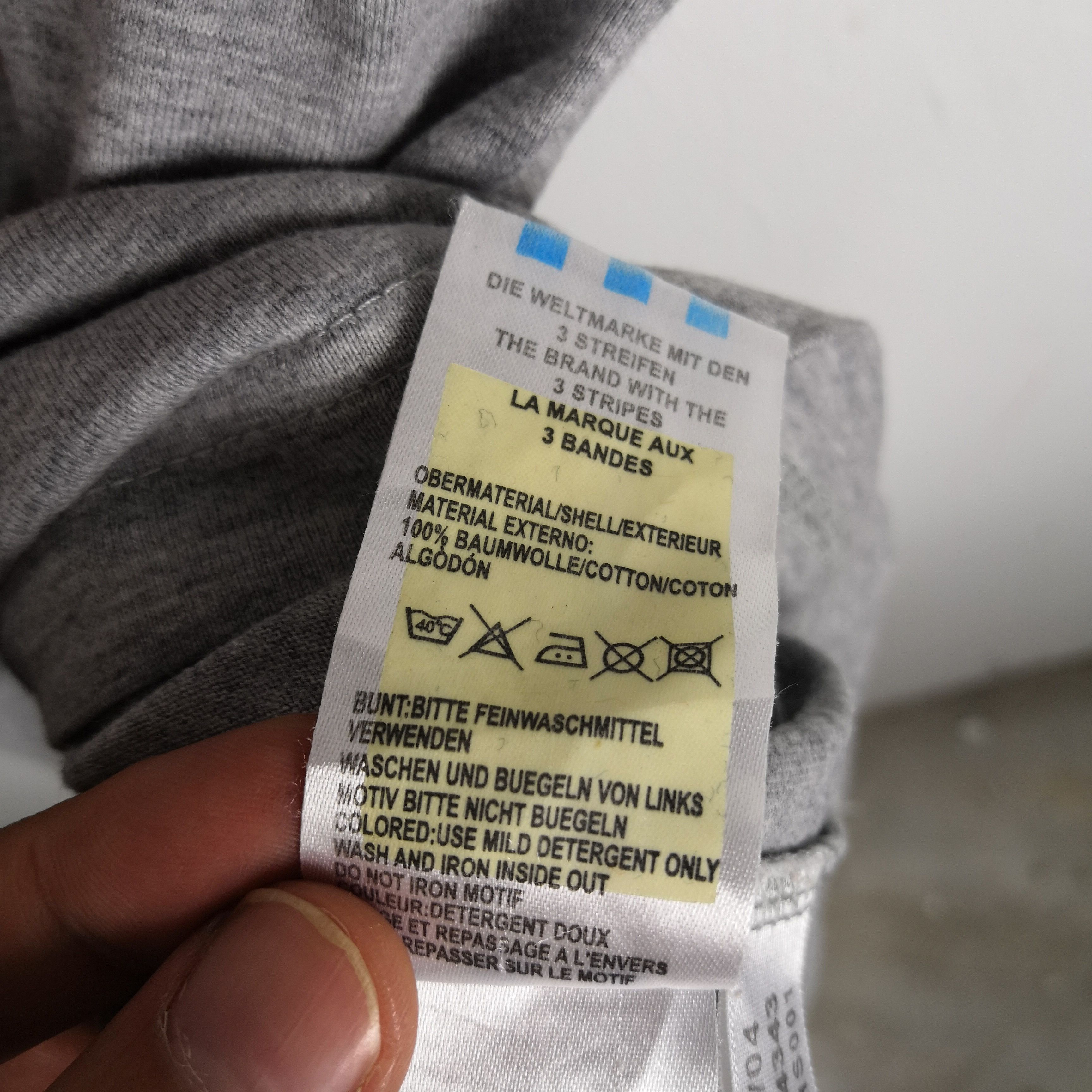 Adidas Vintage 90s Adidas T-Shirt Adidas Mirror Print Trafoil Tees Size US L / EU 52-54 / 3 - 9 Thumbnail