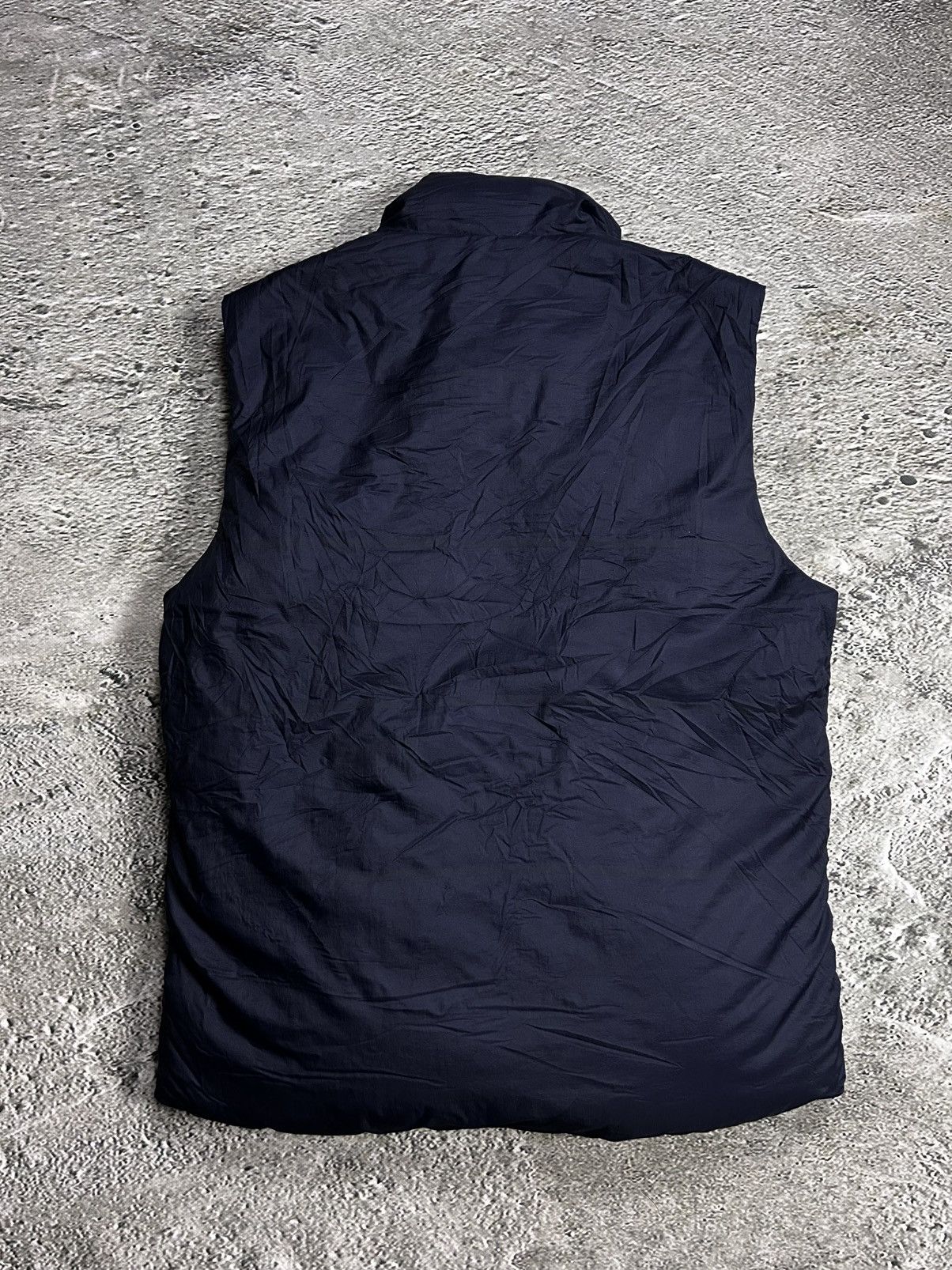 C.P. Company × Vintage C.P. Company down jacket vest navy gillet archive with badge Size US M / EU 48-50 / 2 - 12 Thumbnail
