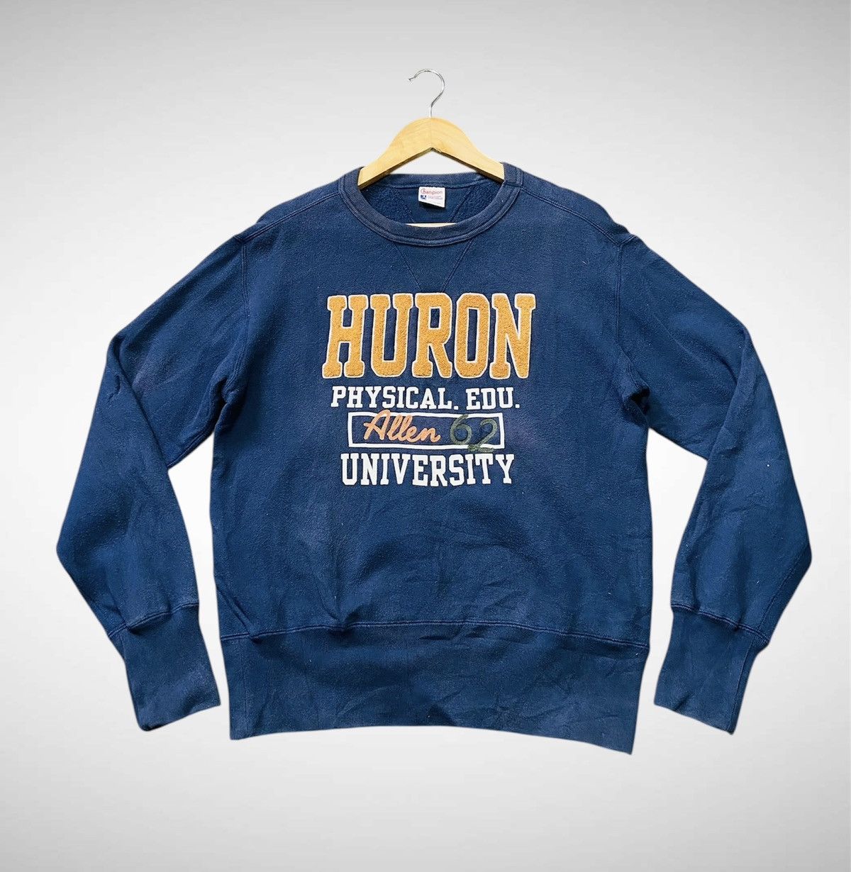 Champion Vintage Champion Sweatshirt Size US M / EU 48-50 / 2 - 1 Thumbnail