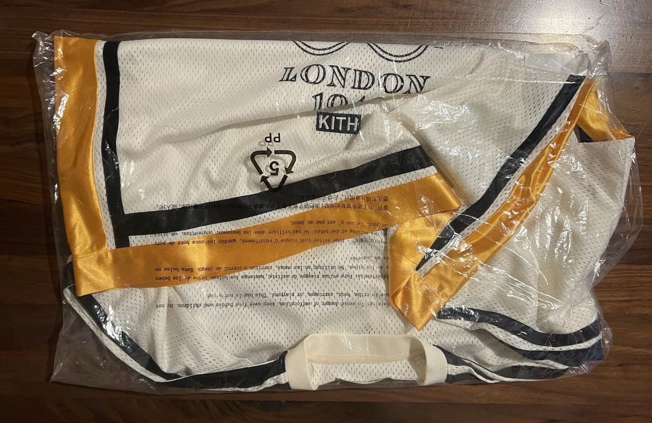 Kith Kith for Olympics Heritage Mesh Leon Jersey Men’s Size XL Size US XL / EU 56 / 4 - 8 Thumbnail