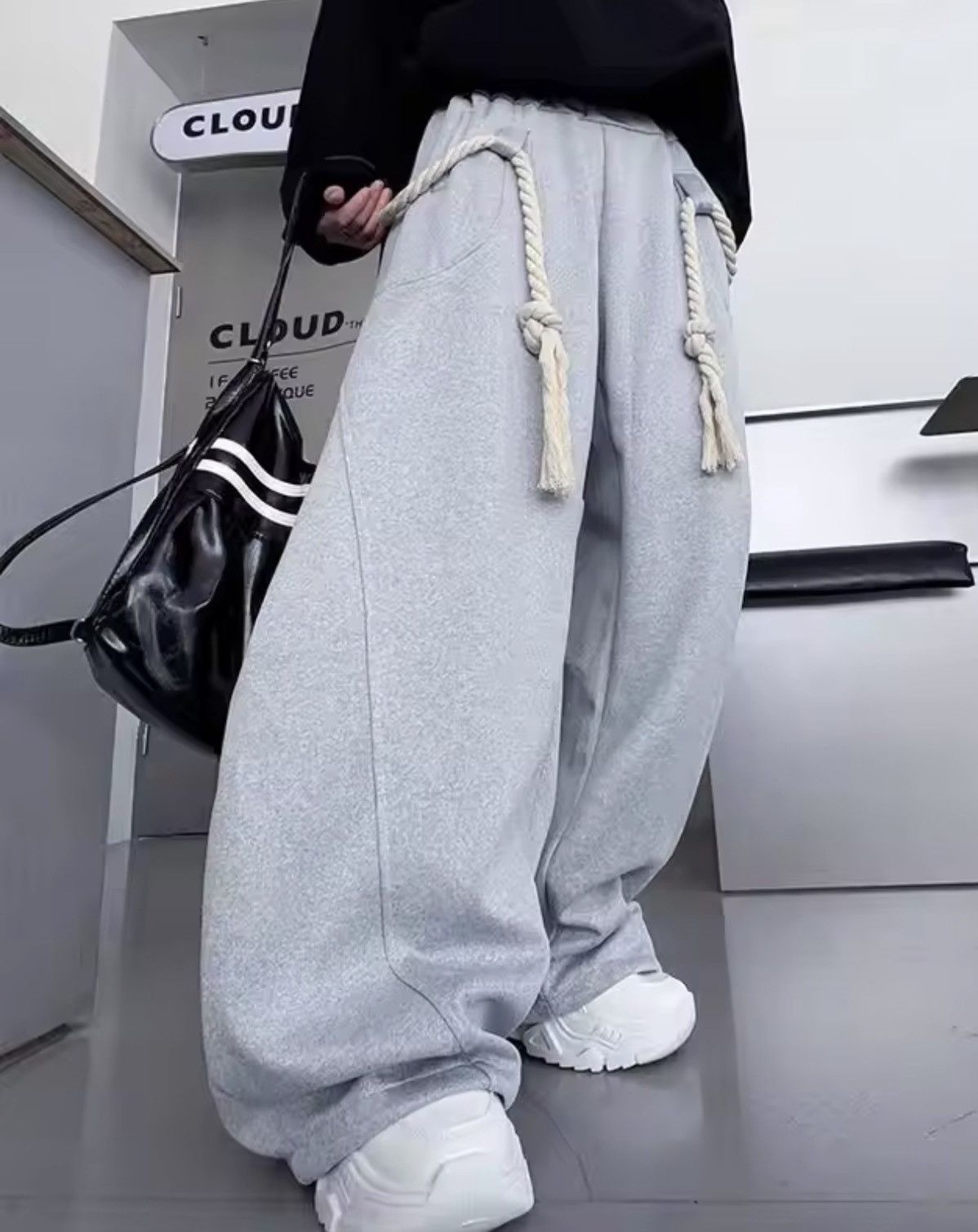 Japanese Brand Archive Grey Oversized Rope Sweatpants Size US 31 - 5 Thumbnail