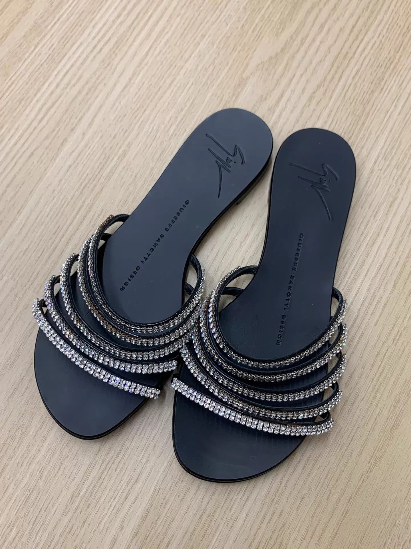 Giuseppe Zanotti Giuseppe Zanotti Black Multi-Crystal Mules 35.5 New Size US 5 / IT 35 - 1 Thumbnail