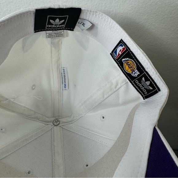 Adidas NEW L.A. LAKERS NBA ADIDAS FITMAX 70 L/XL WHITE HAT Size ONE SIZE - 7 Thumbnail