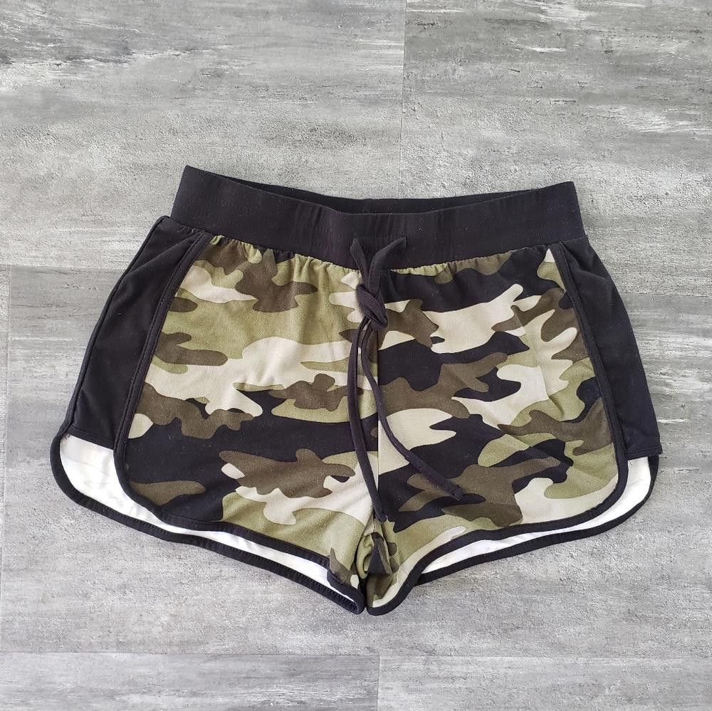 Designer Black Camouflage Detailed High Waisted Sweat Short Size 32" / US 10 / IT 46 - 1 Thumbnail