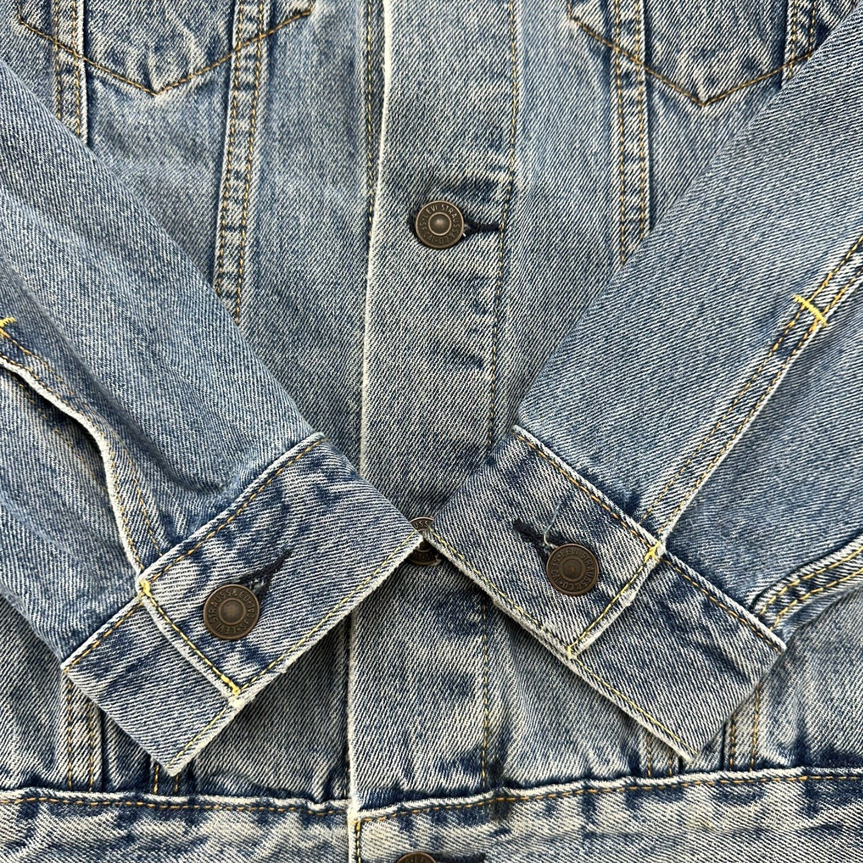 Levi's VINTAGE Levi's Jacket Mens Small Blue Denim Trucker Jean Cotton Light Wash Biker Retro 90s Mens Size US 29 - 3 Thumbnail