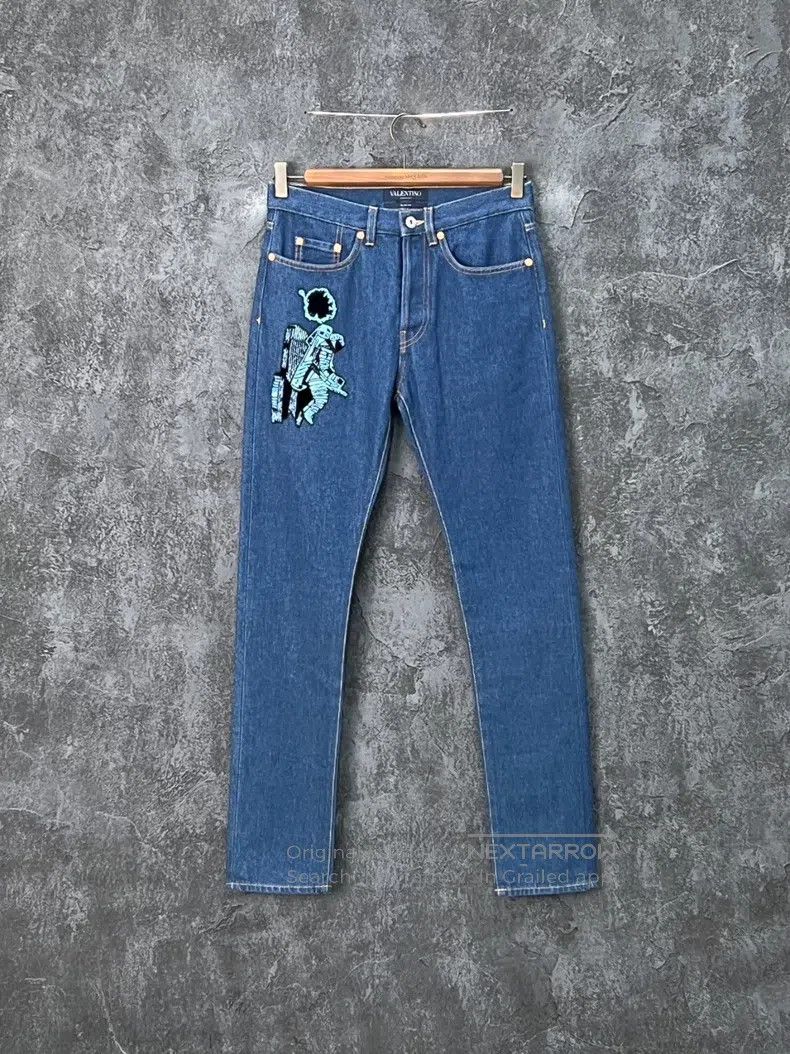 Valentino Valentino Blue embroidered jeans Size US 28 / EU 44 - 1 Thumbnail