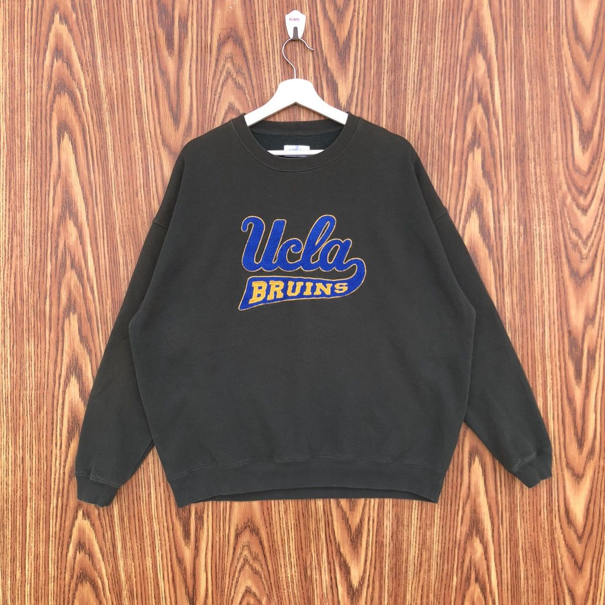Vintage Vintage UCLA Bruins Crewneck Sweatshirt Size US L / EU 52-54 / 3 - 1 Thumbnail