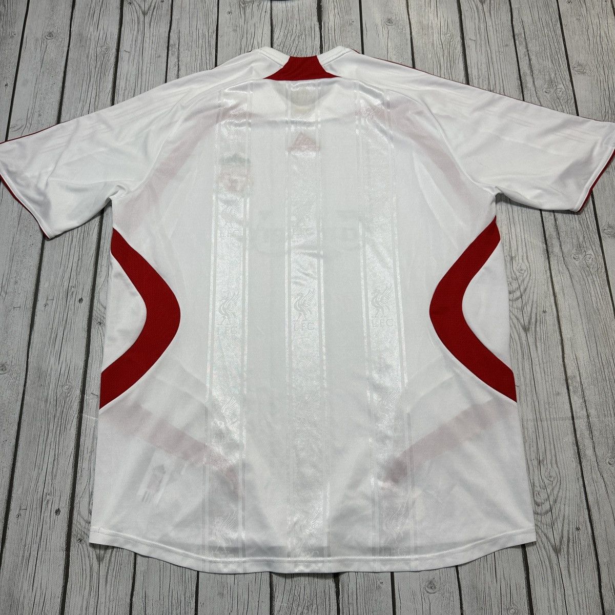 Adidas Liverpool jersey Size US XL / EU 56 / 4 - 2 Thumbnail