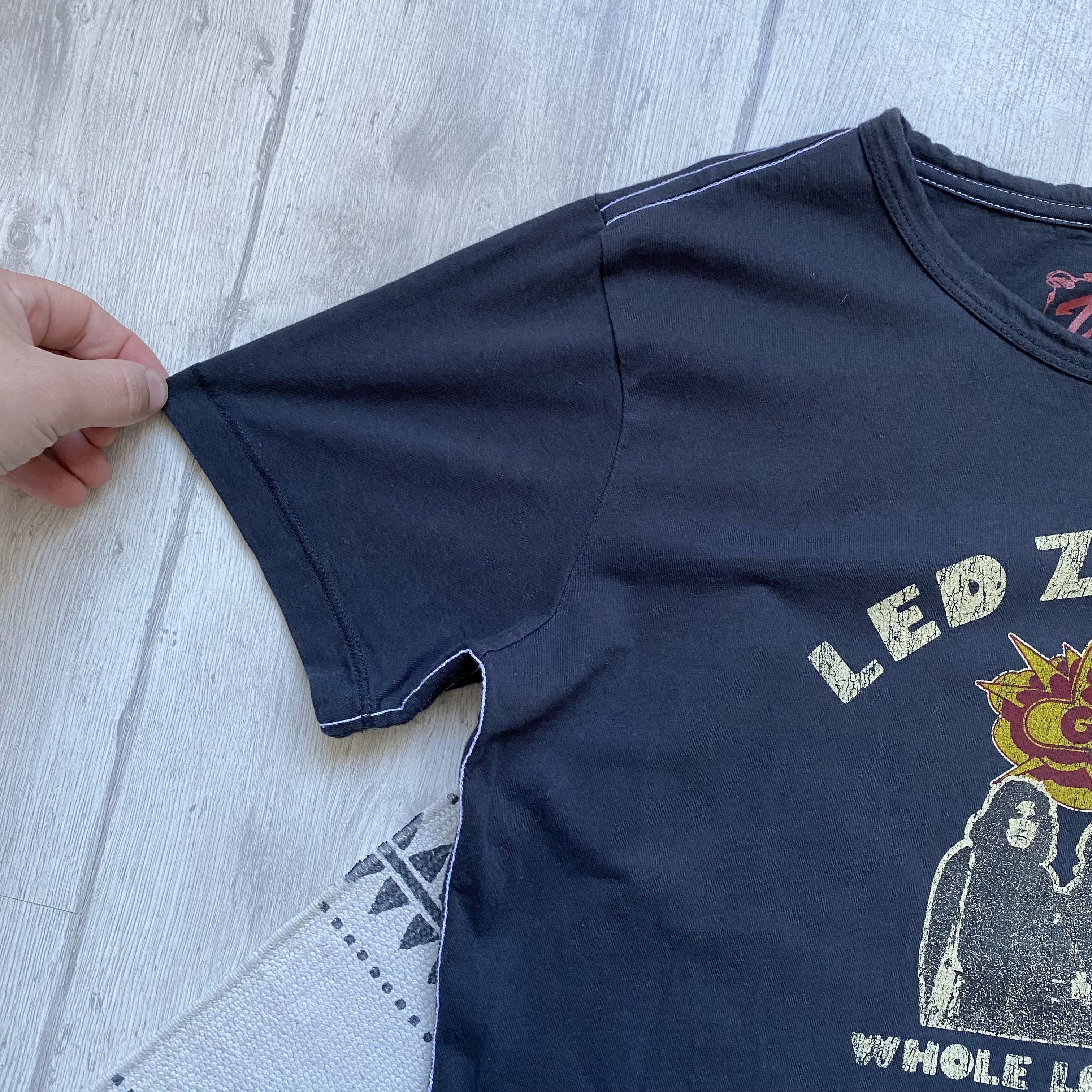 Band Tees 🎸Vintage 00 Led Zeppelin Tee Rock Band T-shirt Size US M / EU 48-50 / 2 - 4 Thumbnail