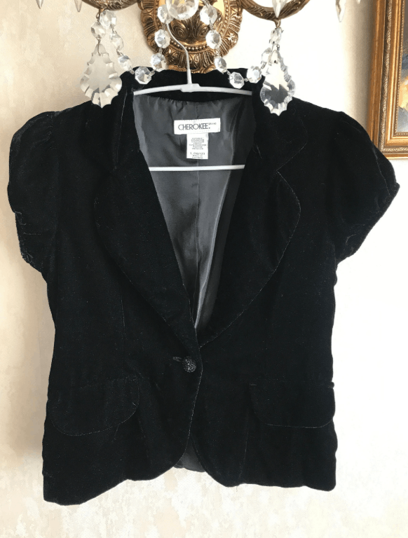 Cherokee 90s Vintage Black Velvet Bolero by Cherokee. Size XS / US 0-2 / IT 36-38 - 1 Thumbnail