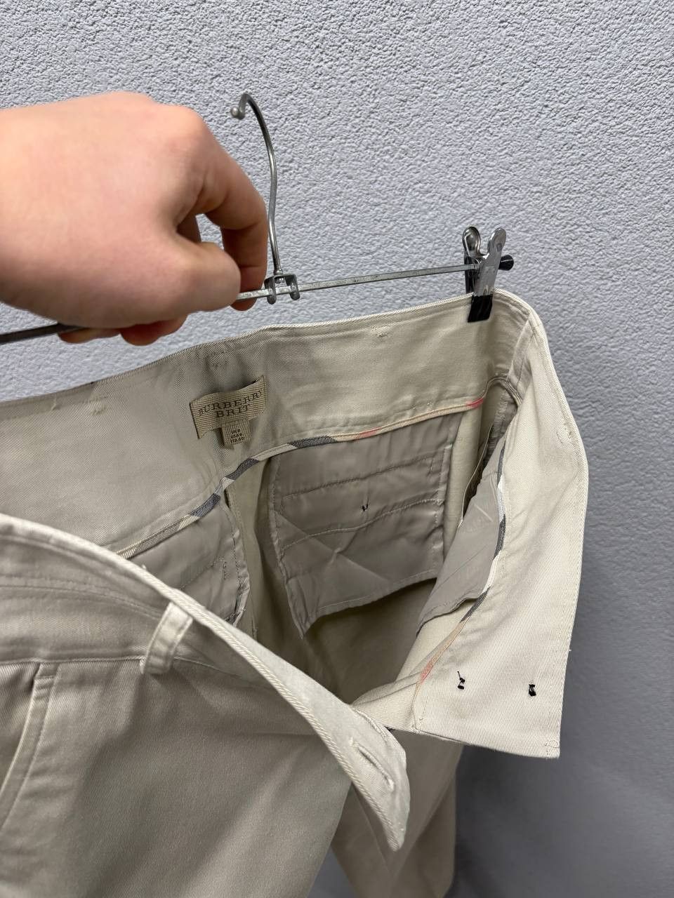 Burberry Burberry Brit womens cropped chino pants USA 6 / M Size 28" / US 6 / IT 42 - 12 Thumbnail